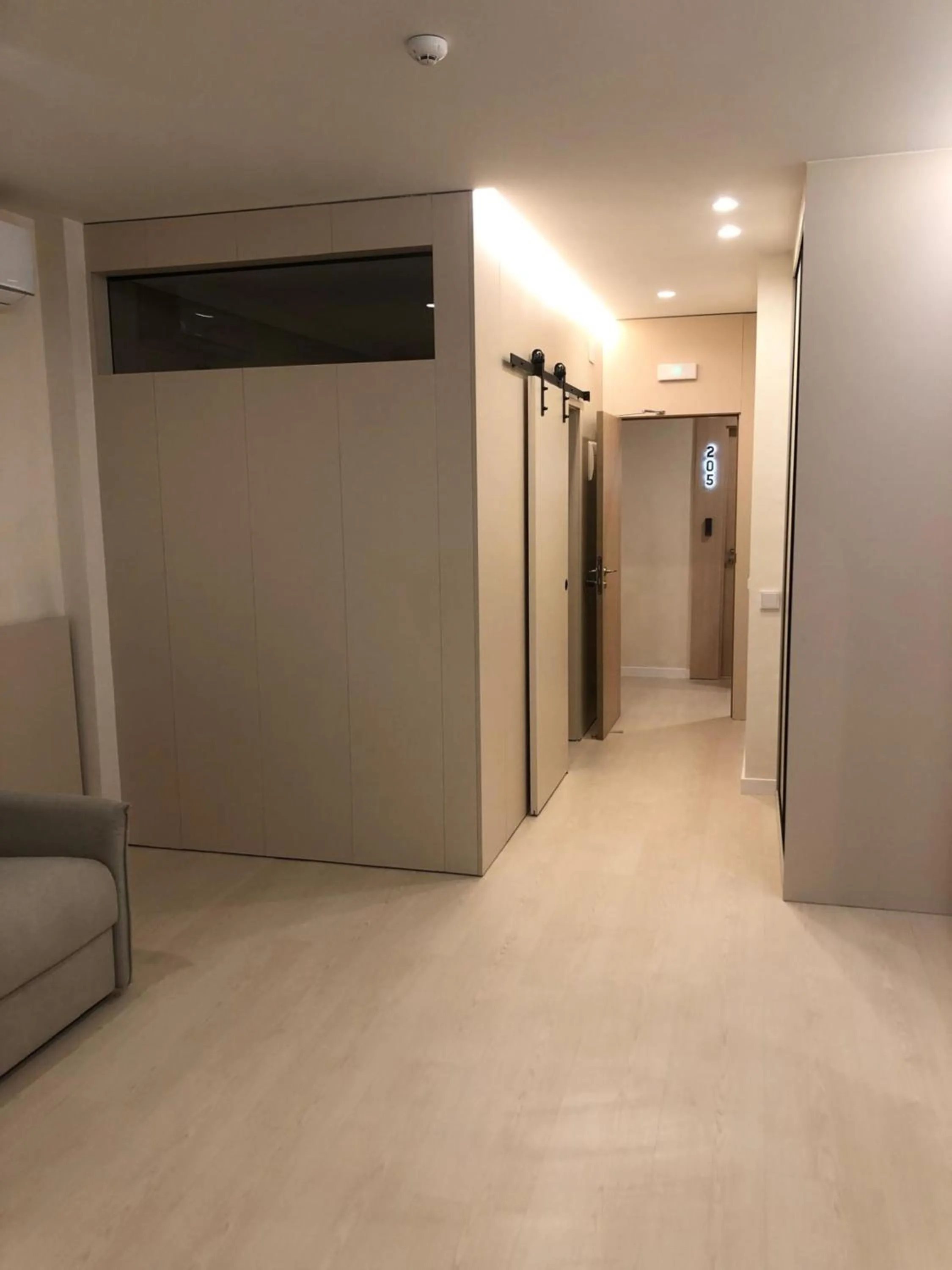 Photo of the whole room in El Globo