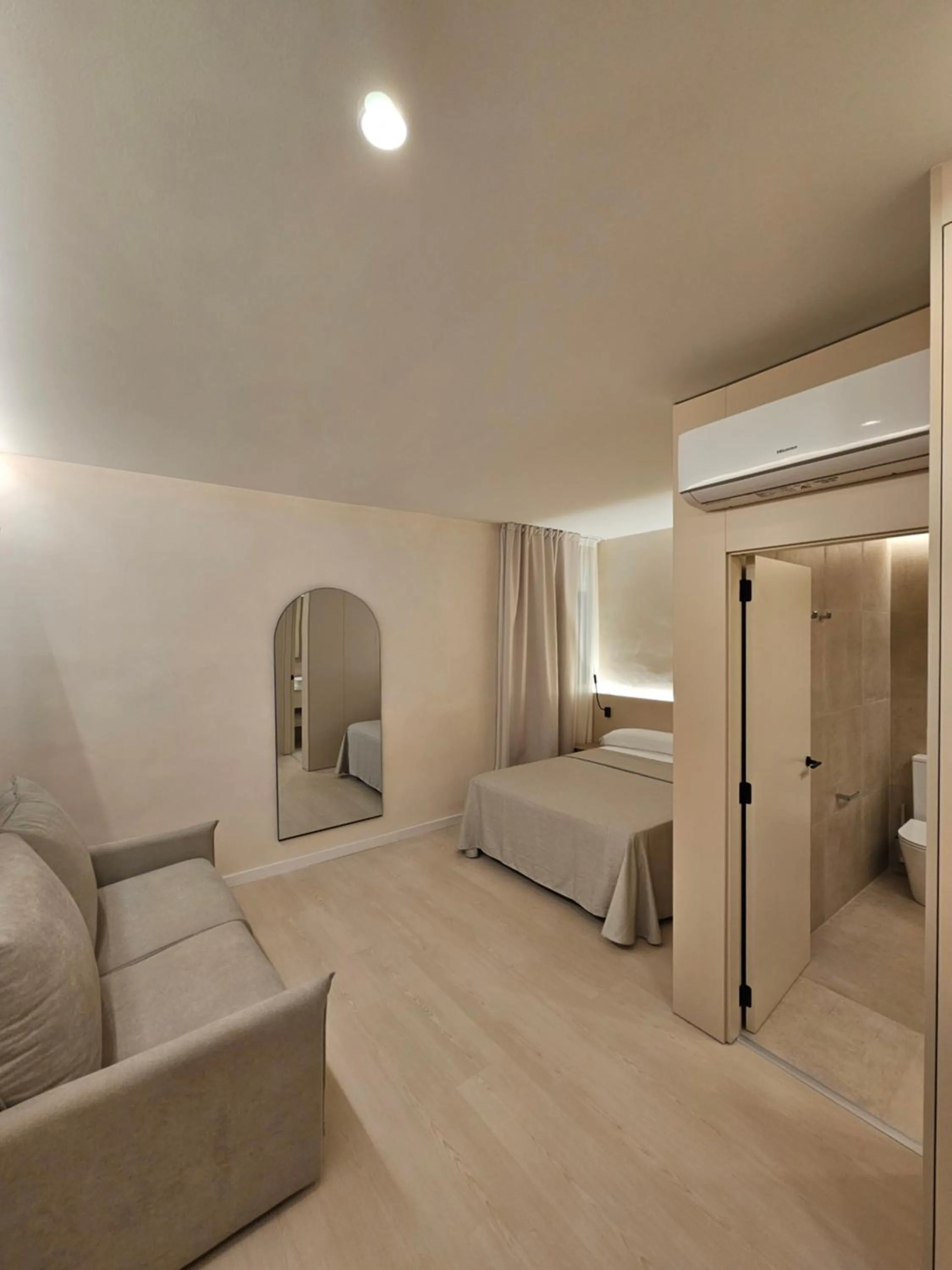 Photo of the whole room, Bed in El Globo