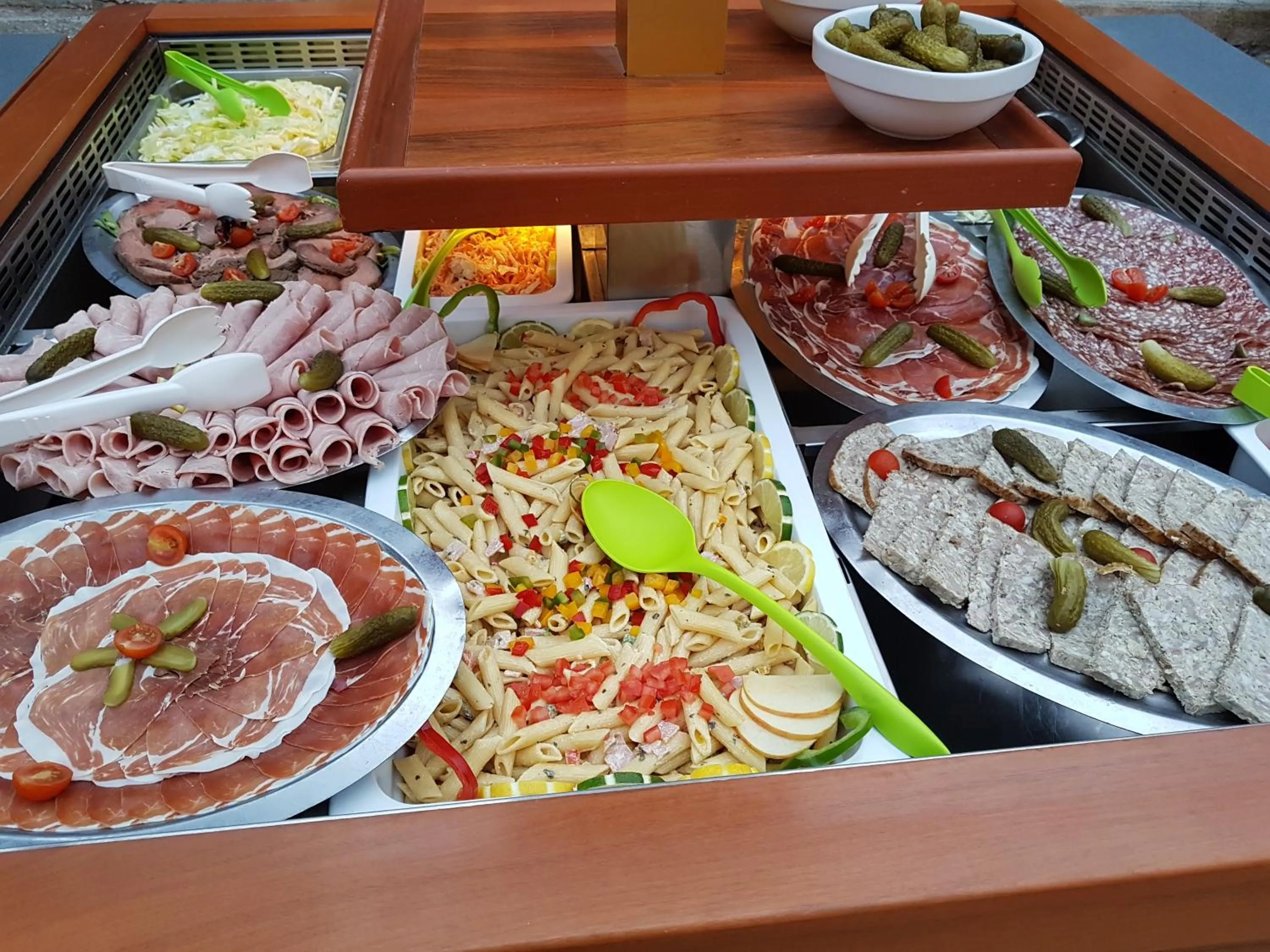 Restaurant/places to eat in ULVF Le Domaine de l'Olivaie