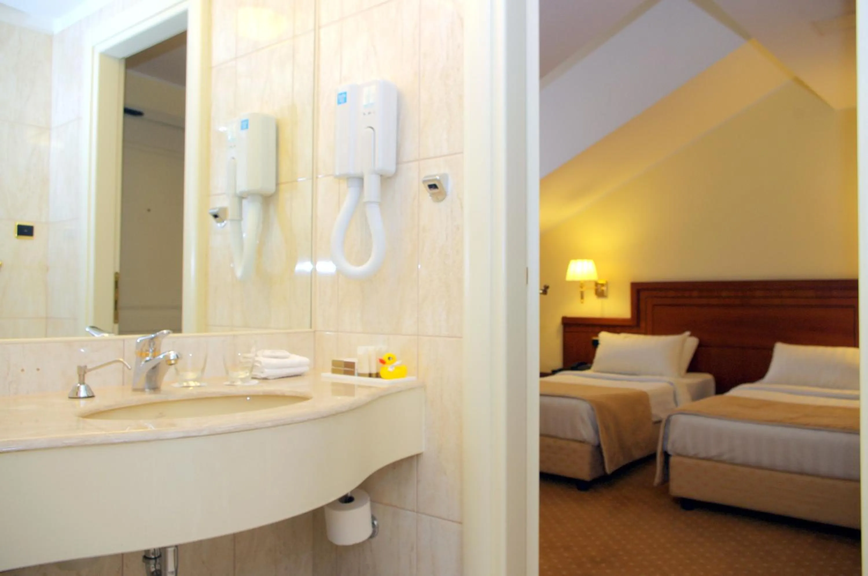 Bed in My City Hotel