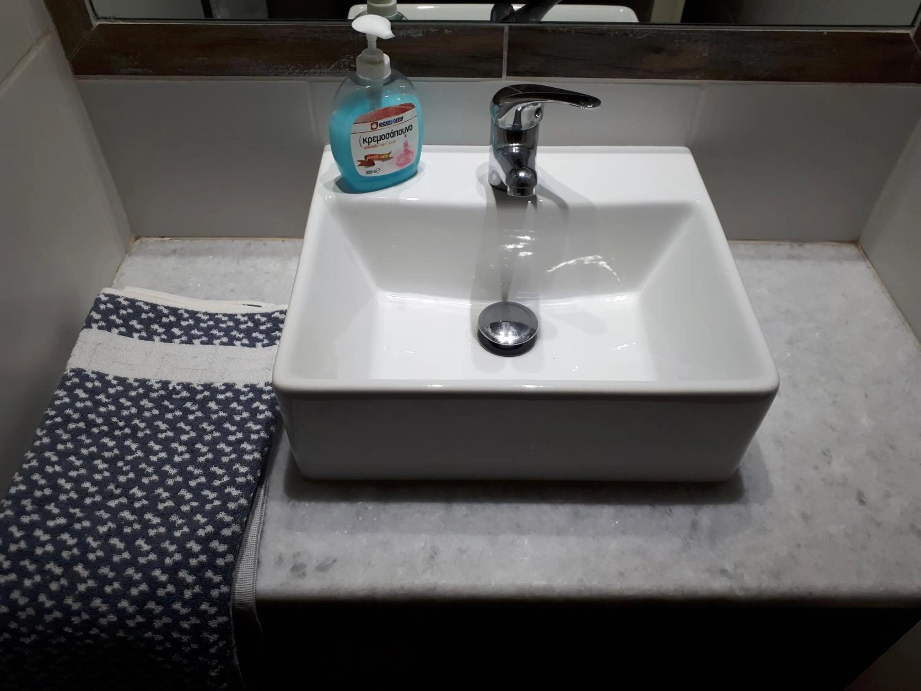 Bathroom in Margarita Studios