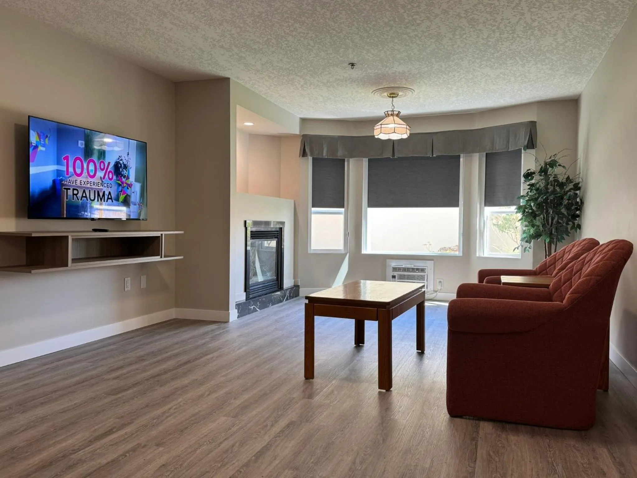 TV and multimedia in Western Budget Motel Leduc #3