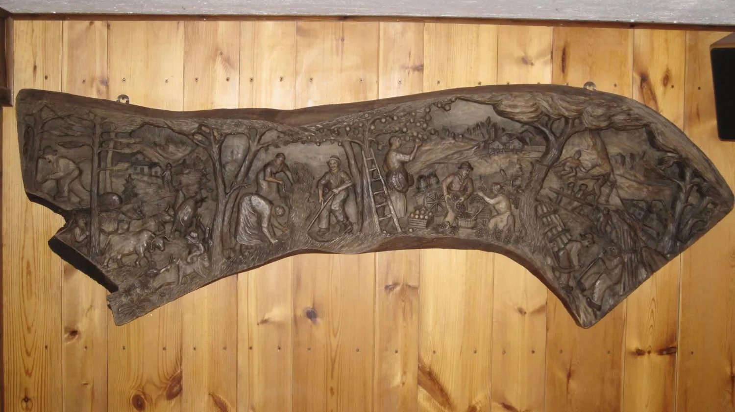 Decorative detail in Hotel Ristoro Vagneur