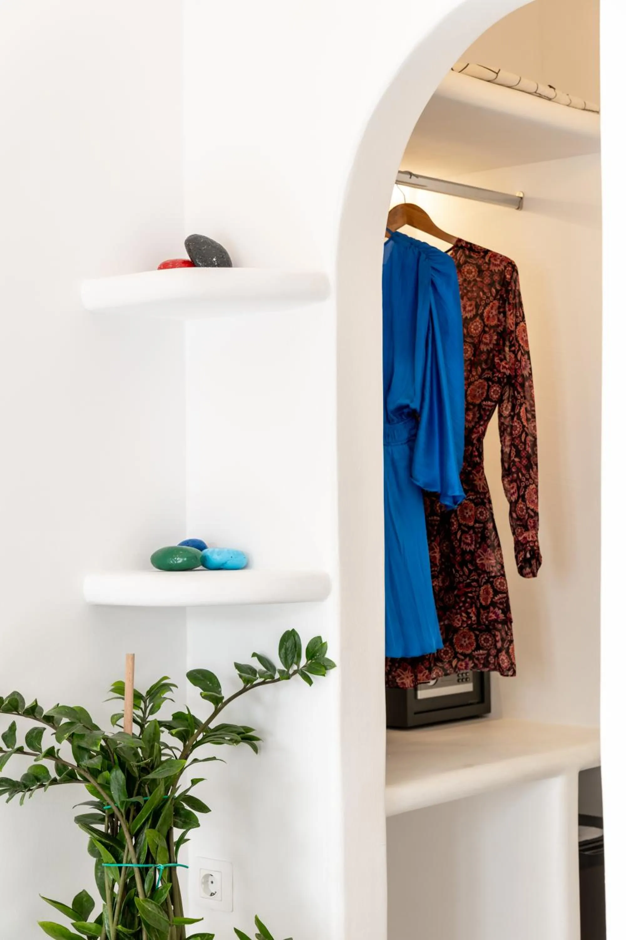 wardrobe in Amaze Suites