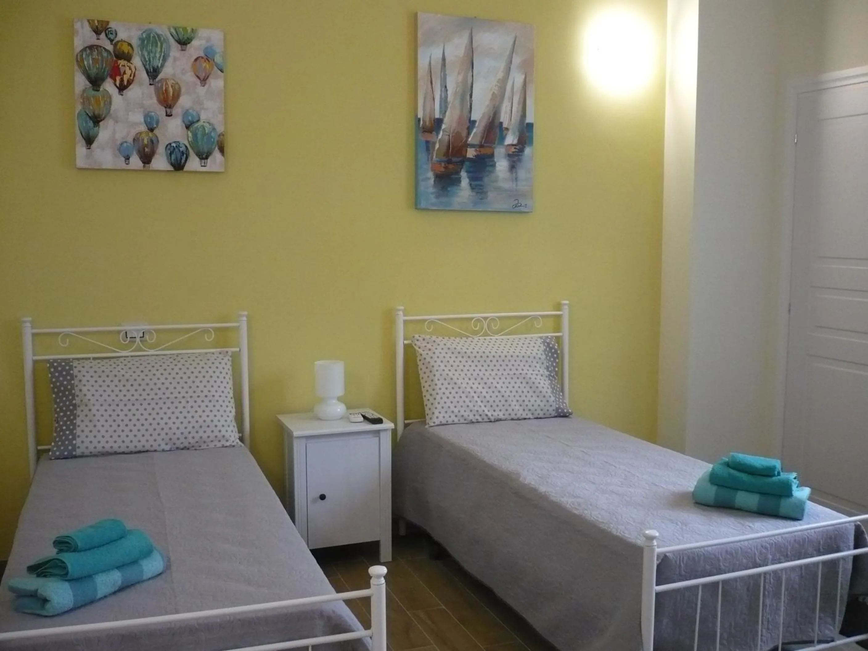 Photo of the whole room, Bed in B&B Excelsior