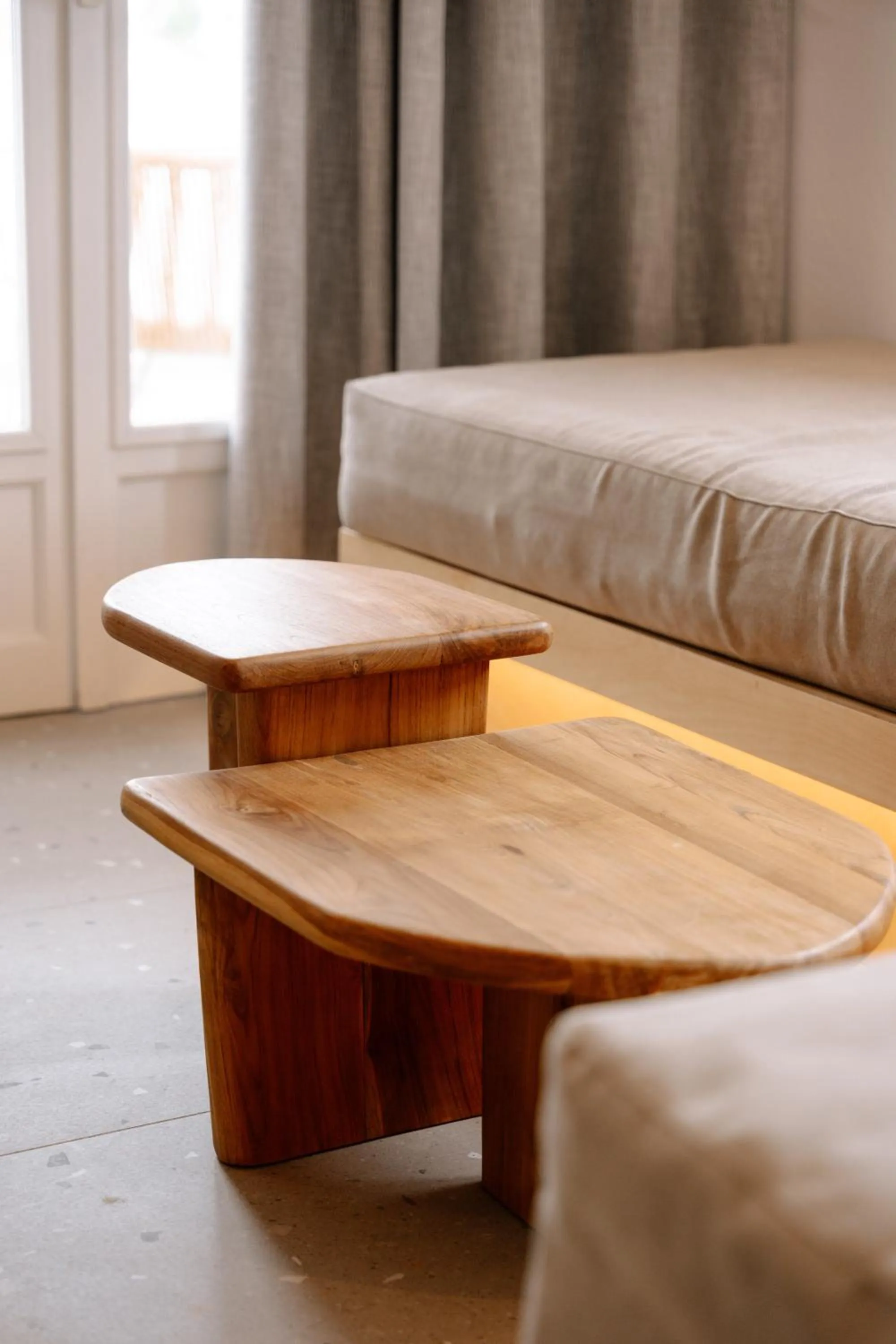 Seating area, Bed in Pnoi Hotel