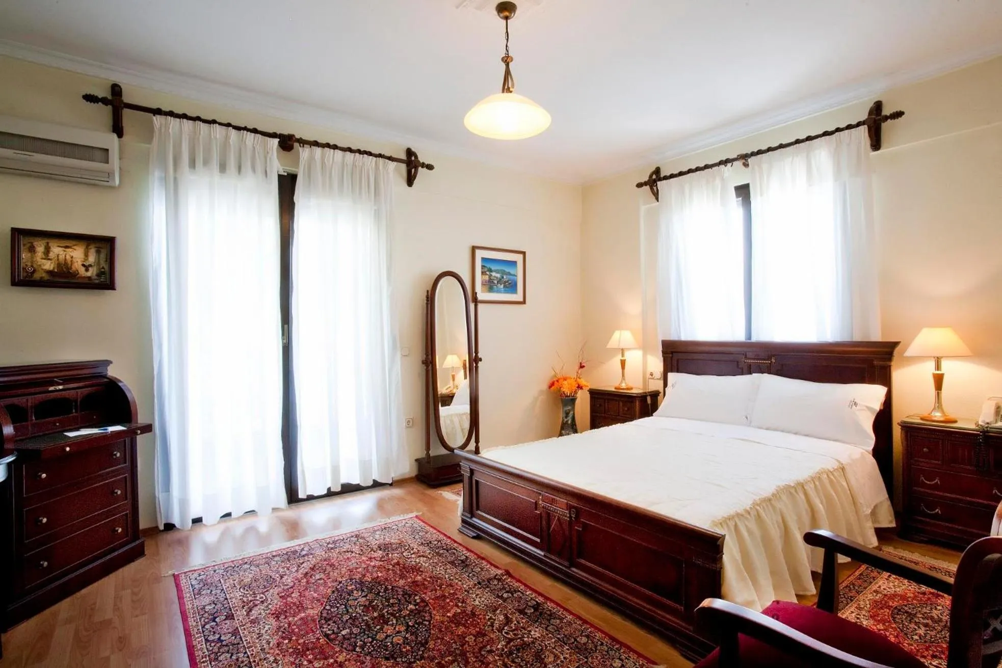 Garden view, Bed in Kymata Hotel