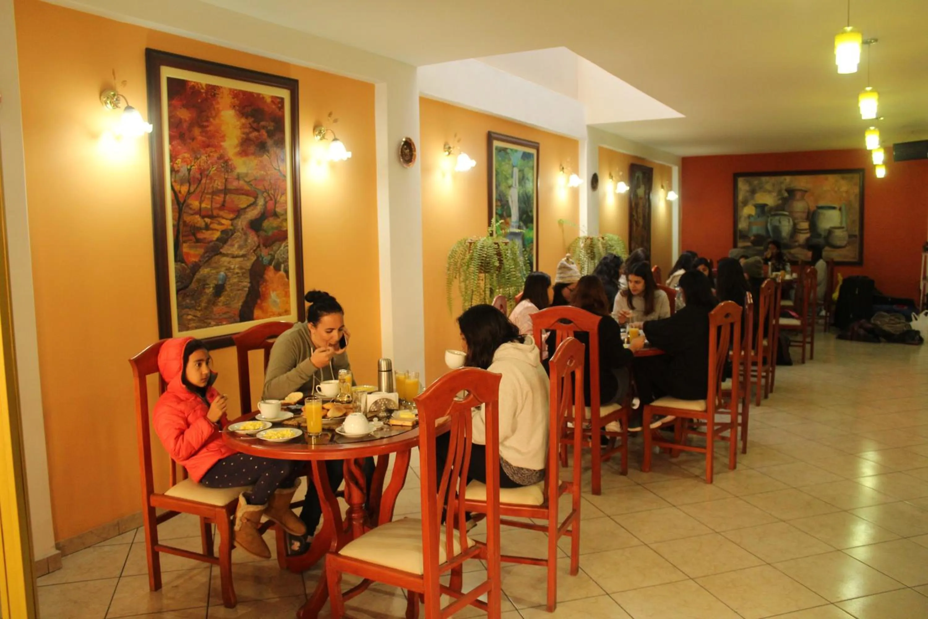 Guests in Retamas Hotel