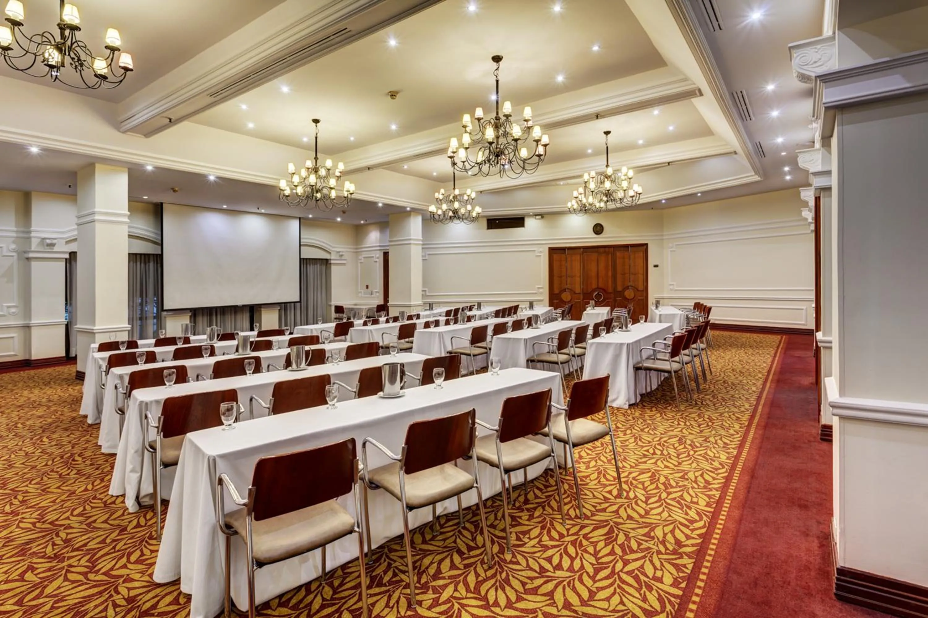 Meeting/conference room in Hotel Estelar La Fontana