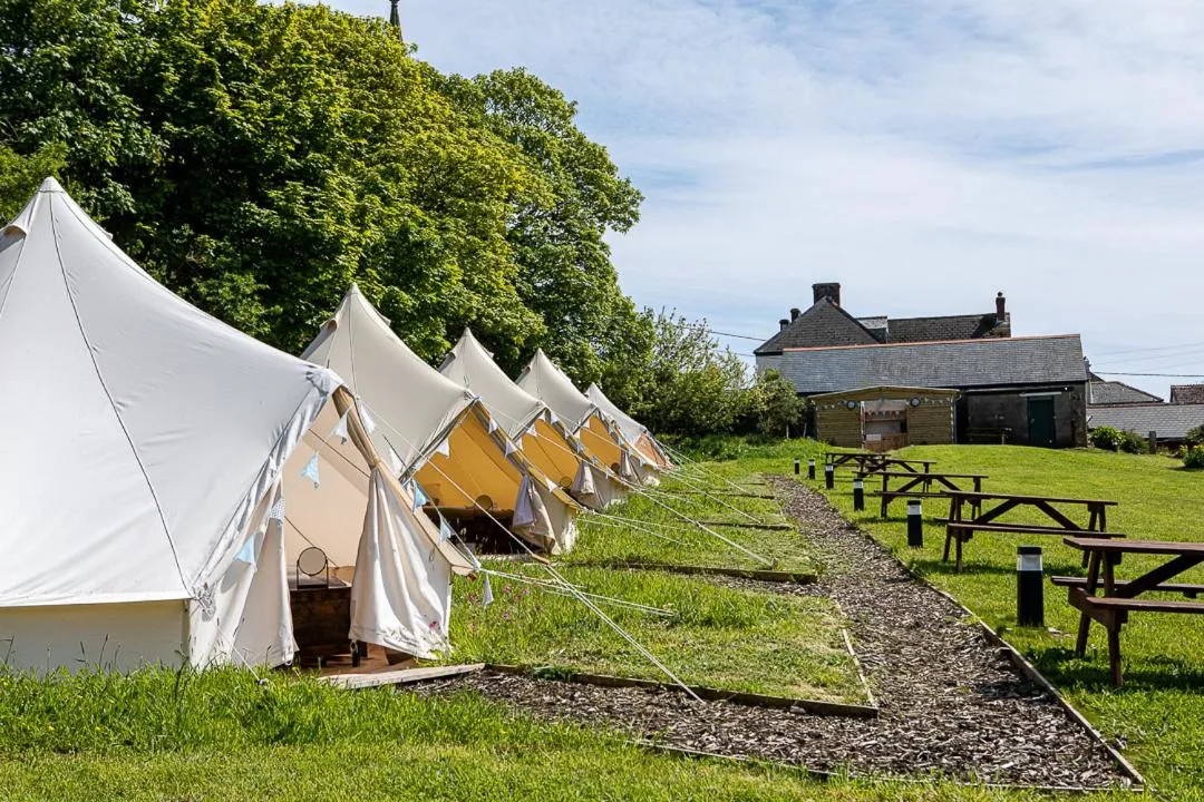 Bedroom in The Three Tuns