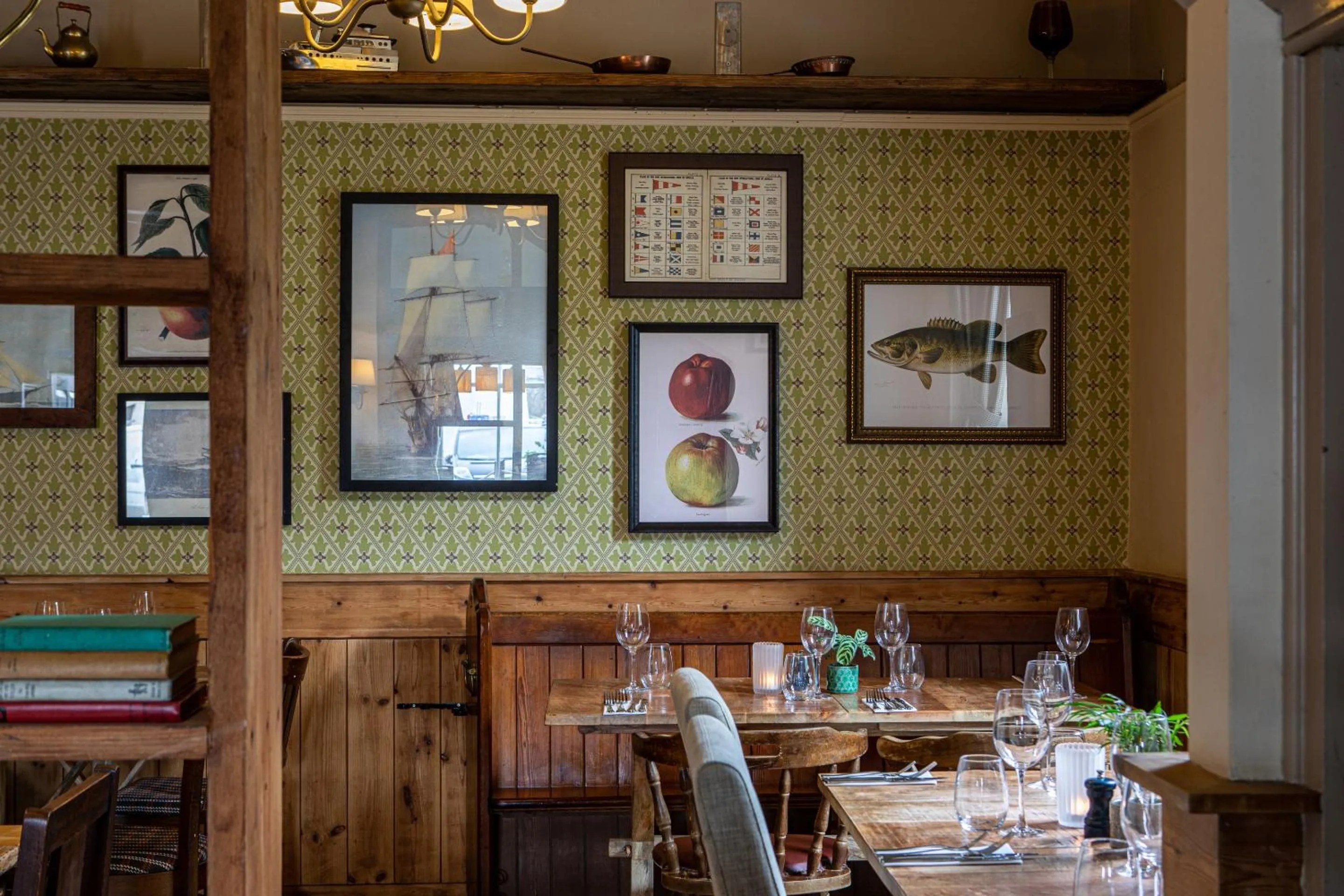 Dining area in The Three Tuns