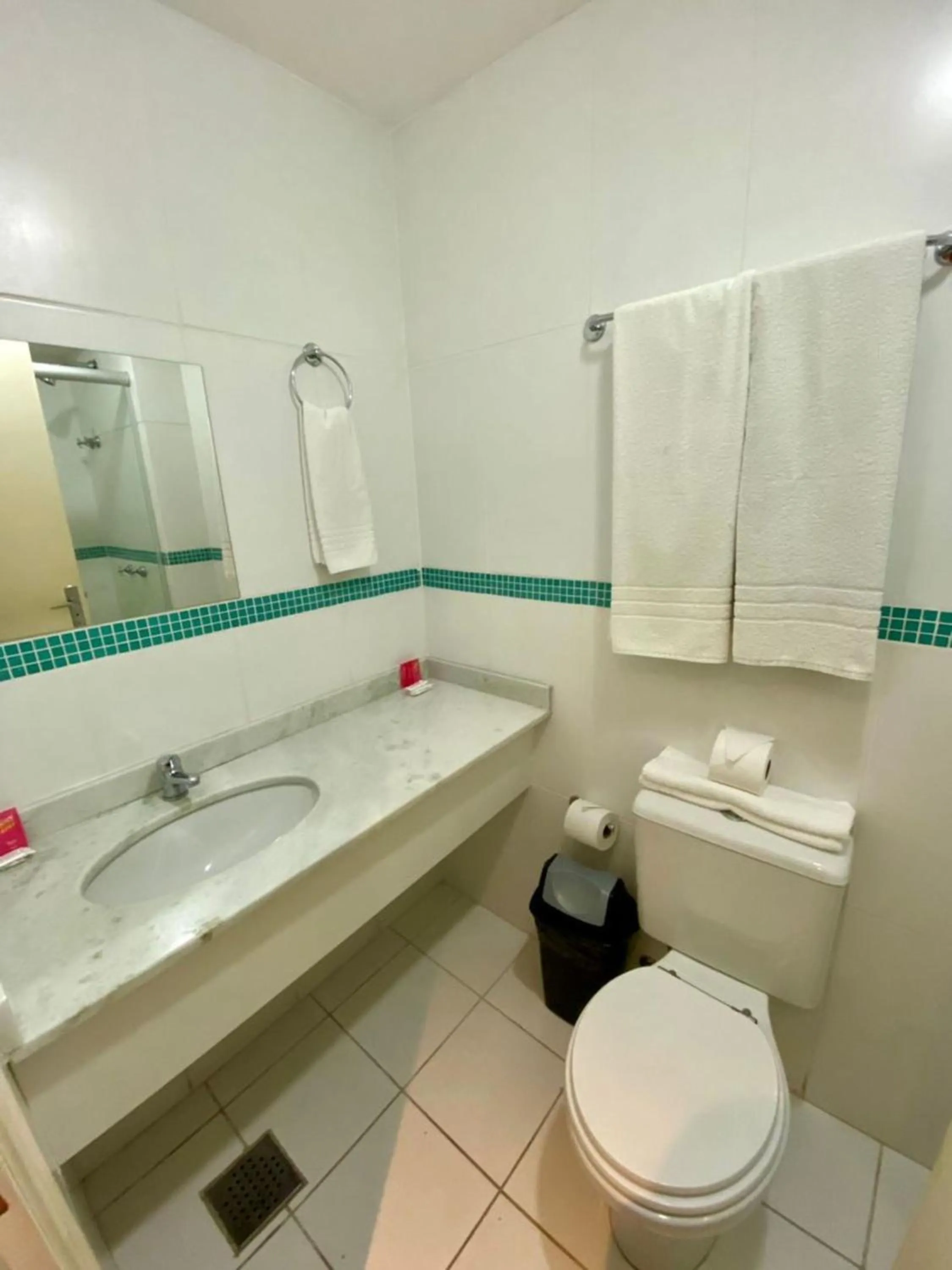 Shower in Coral Express, próximo a Hospital Mae de Deus, IPIRANGA Instituto de Cardiologia