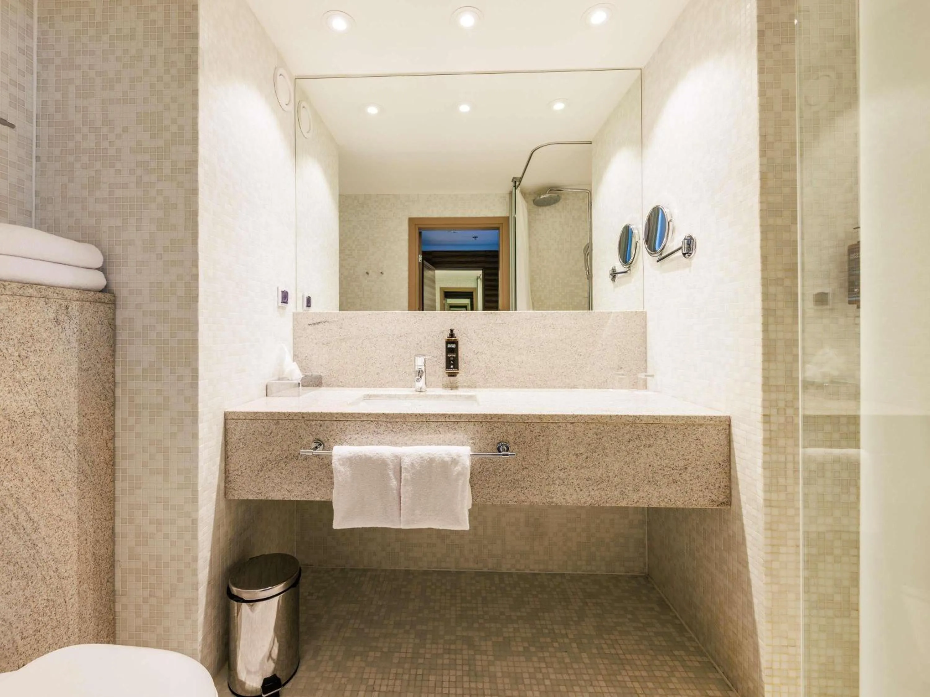 Bedroom in Mercure Tallinn