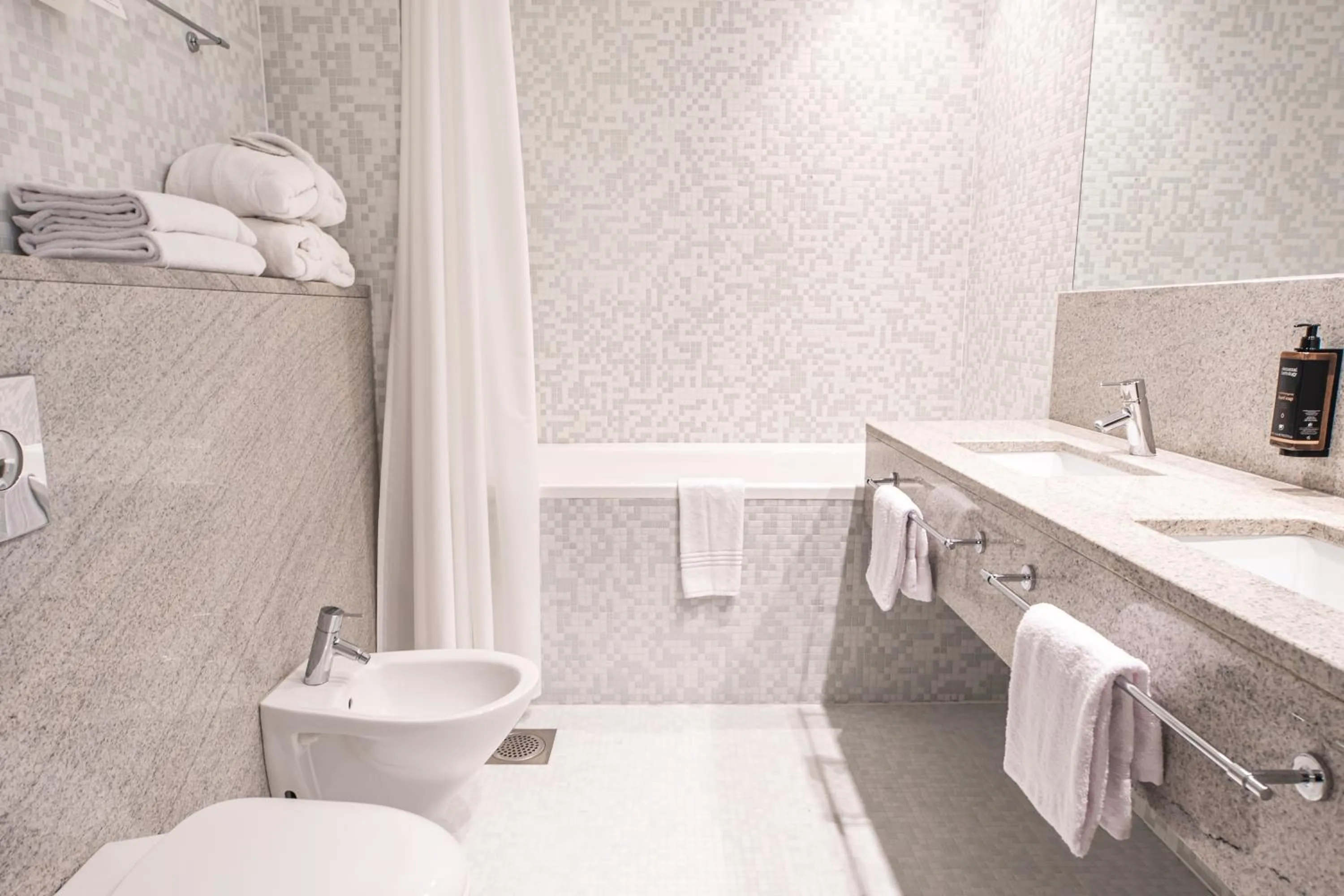 Bathroom in Mercure Tallinn