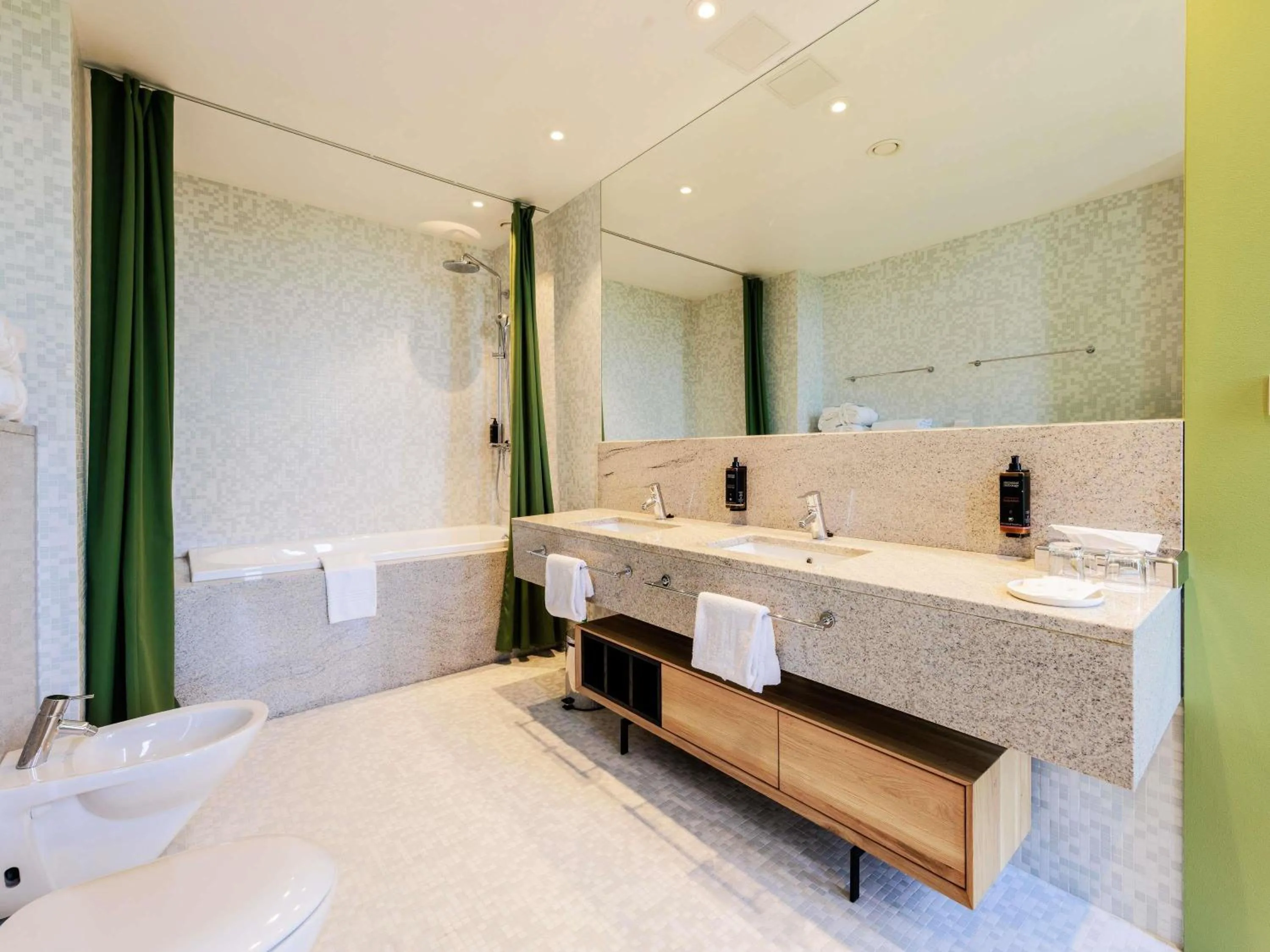 Bedroom in Mercure Tallinn