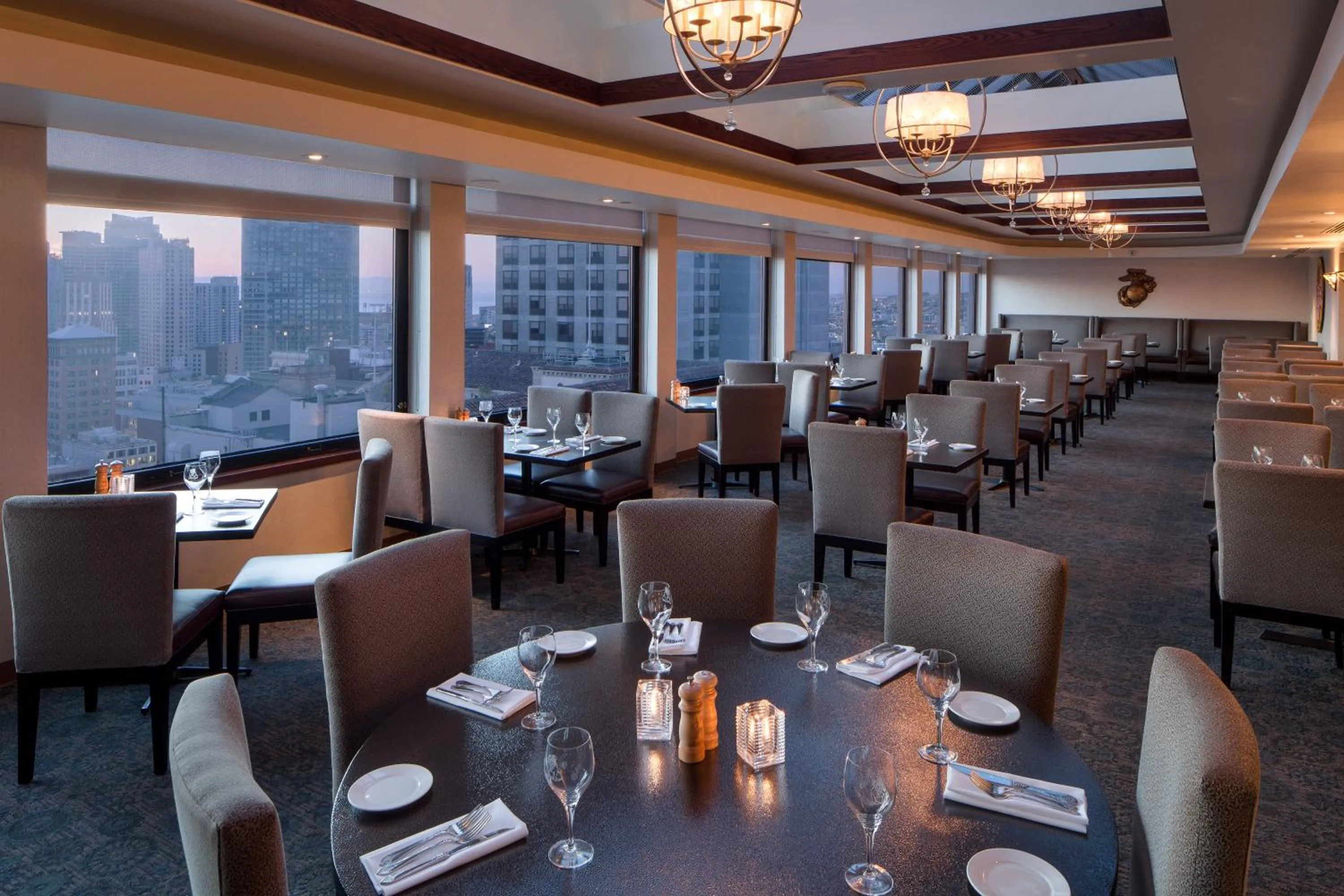 Restaurant/places to eat in Marines' Memorial Club & Hotel Union Square