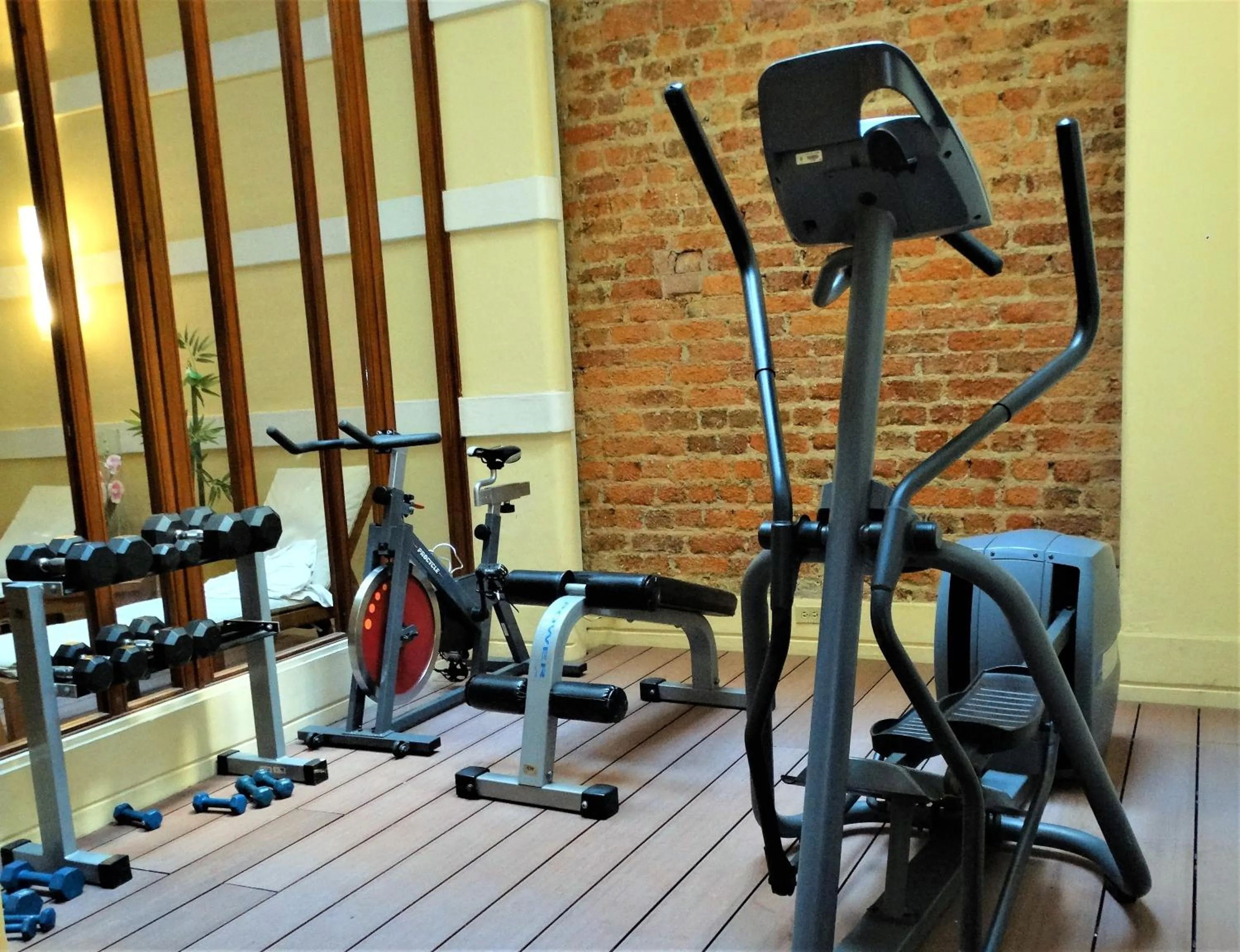 Fitness centre/facilities in Hotel De La Opera