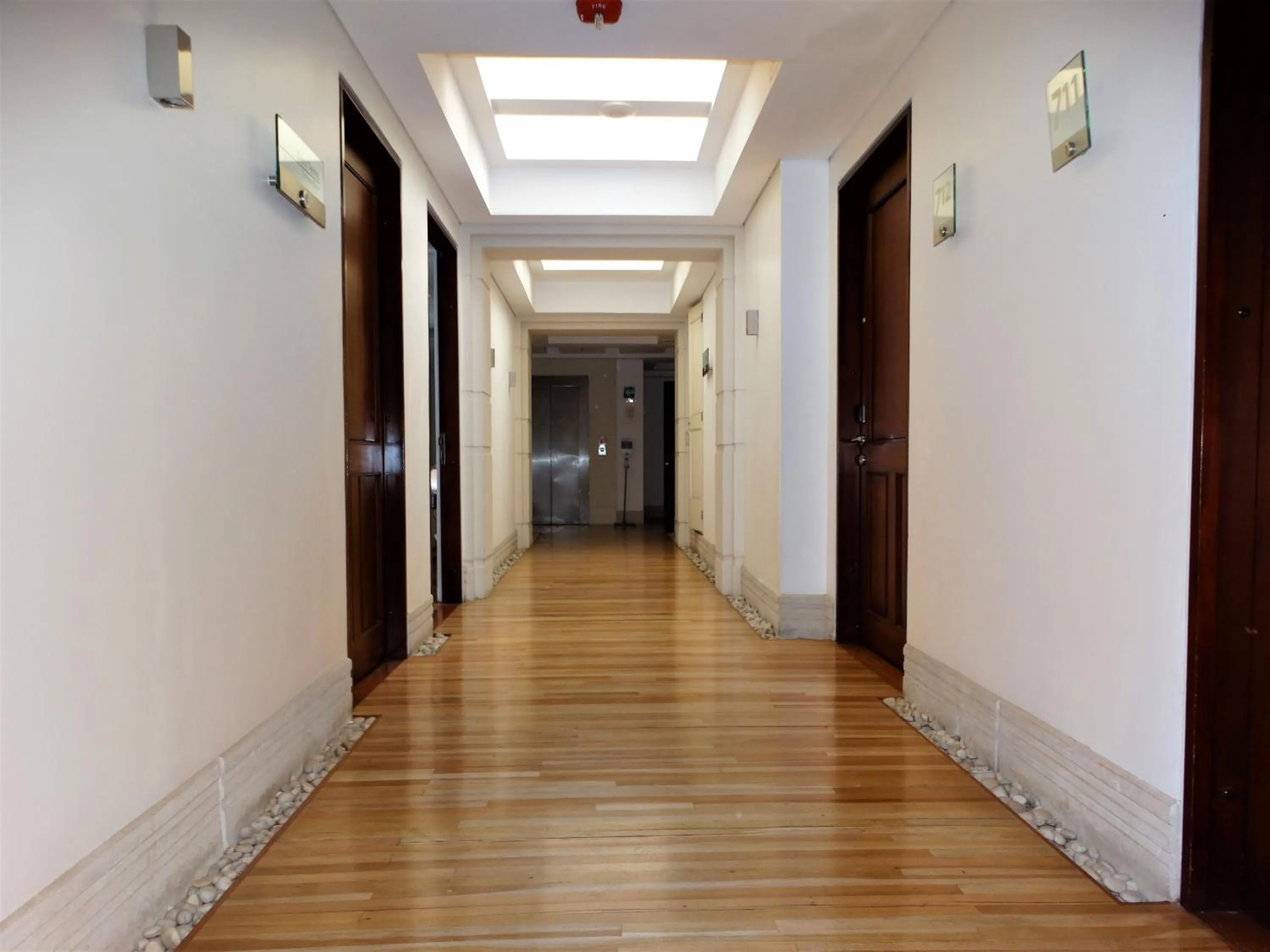 Property building in Hotel De La Opera