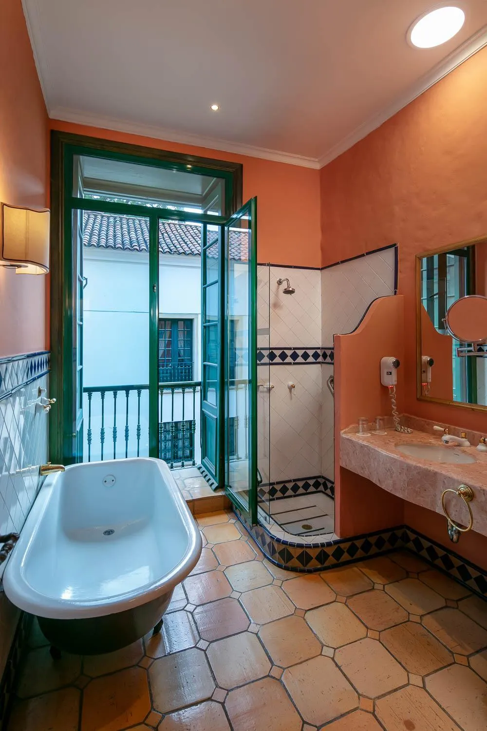 Property building in Hotel De La Opera