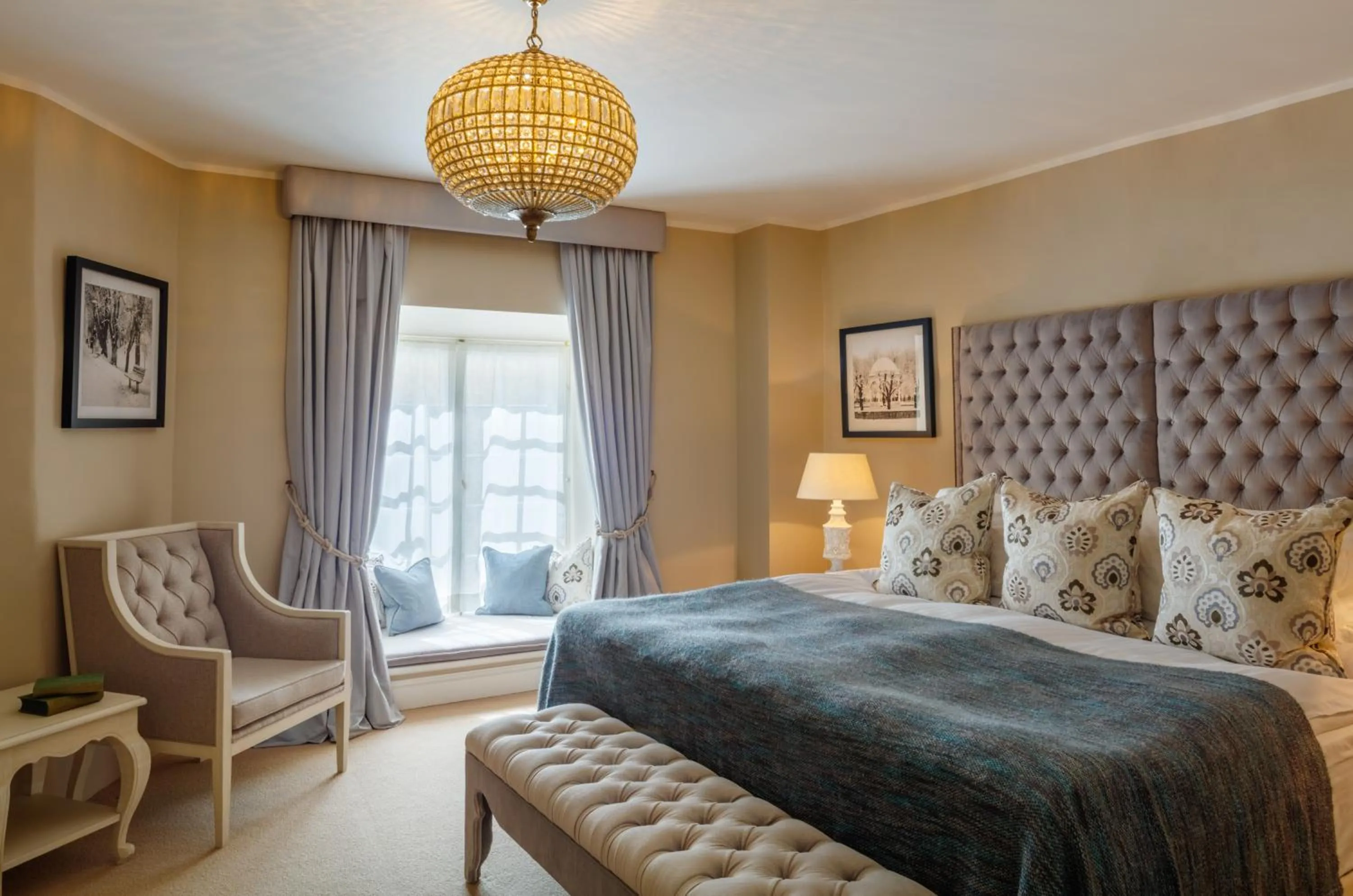 Photo of the whole room, Bed in Schlössle Hotel - Small Luxury Hotels of the World