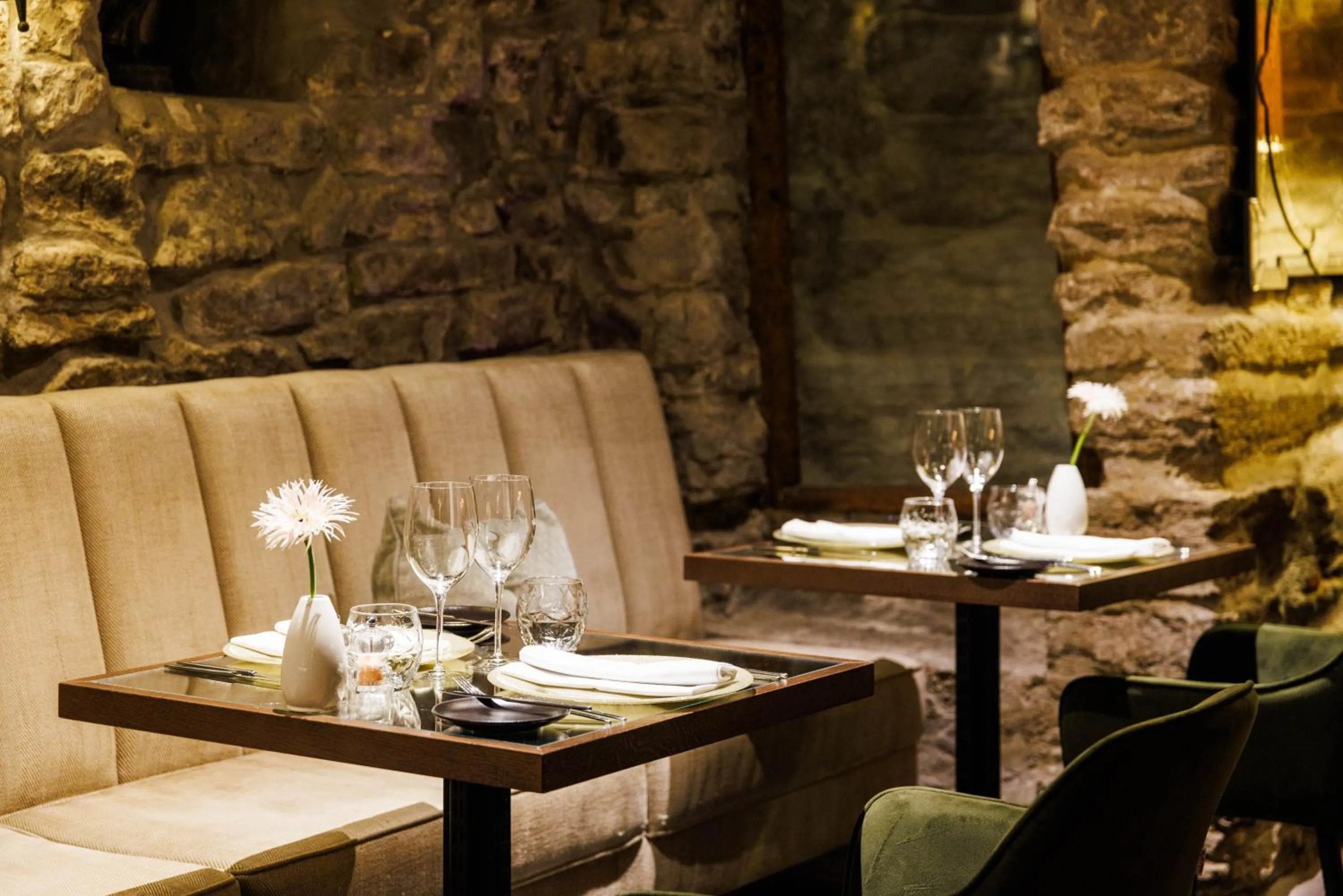 Restaurant/places to eat in Schlössle Hotel - Small Luxury Hotels of the World