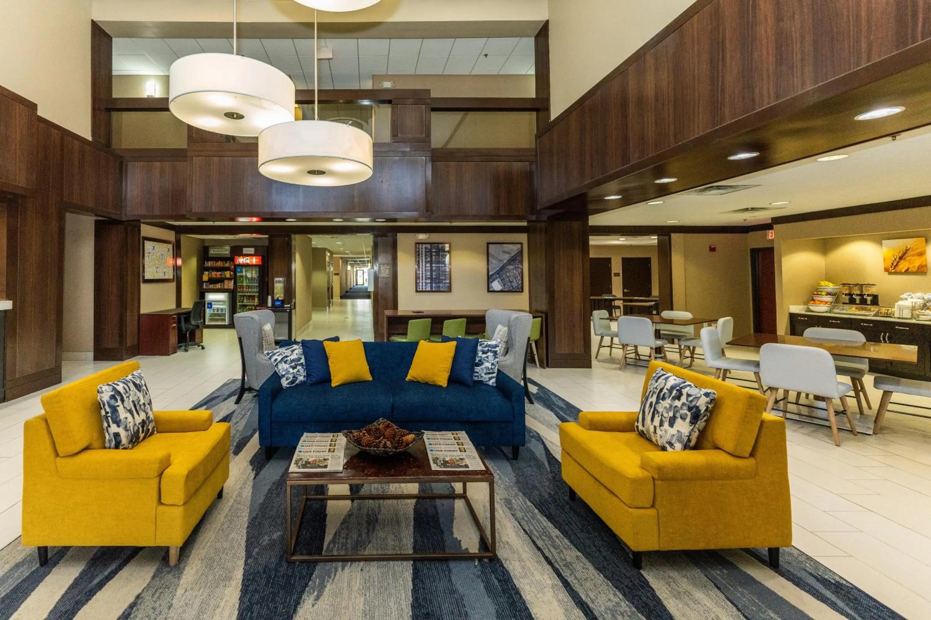 Lobby or reception in Comfort Suites Houston West at Clay Road