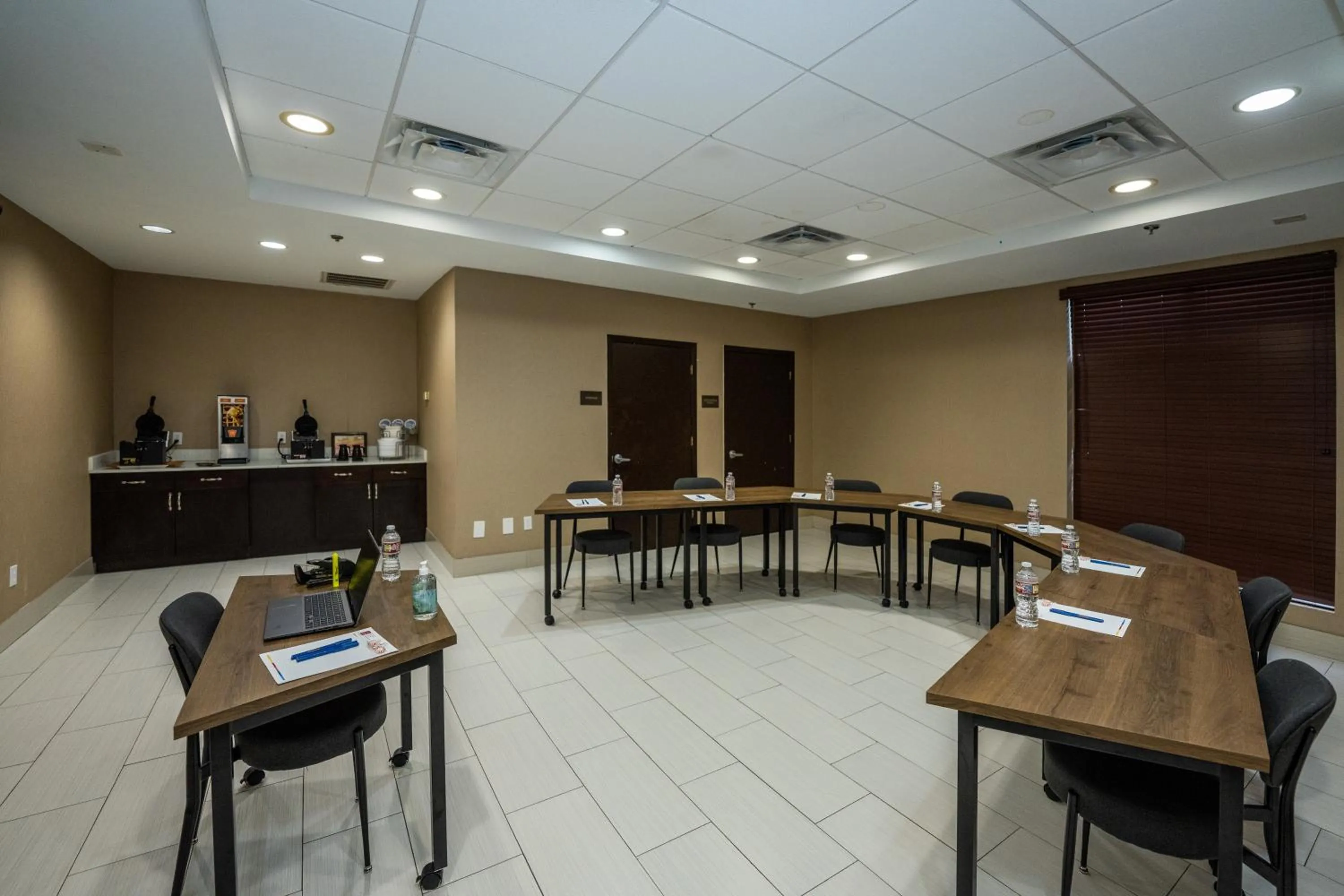 Business facilities in Comfort Suites Houston West at Clay Road