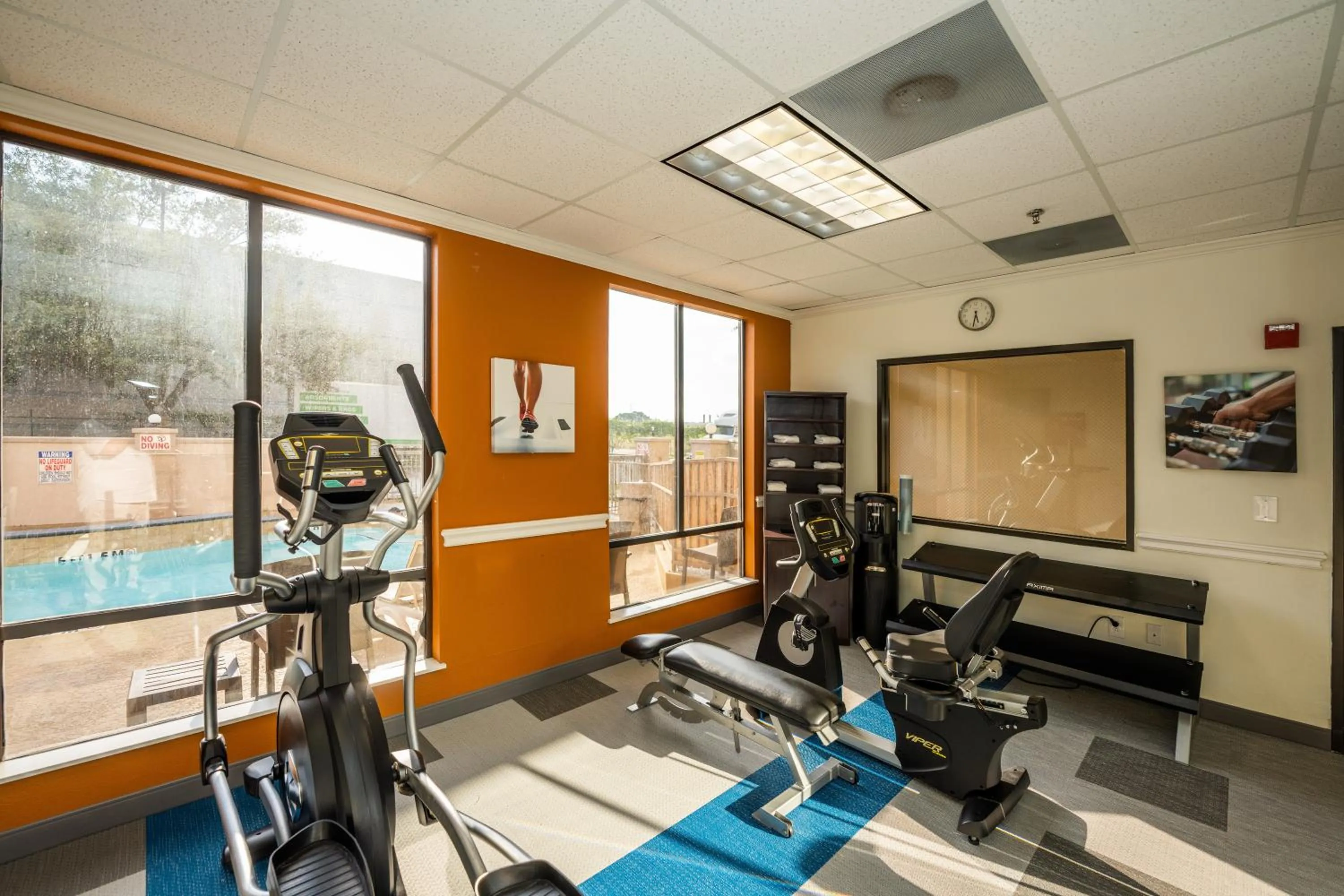 Fitness centre/facilities in Comfort Suites Houston West at Clay Road
