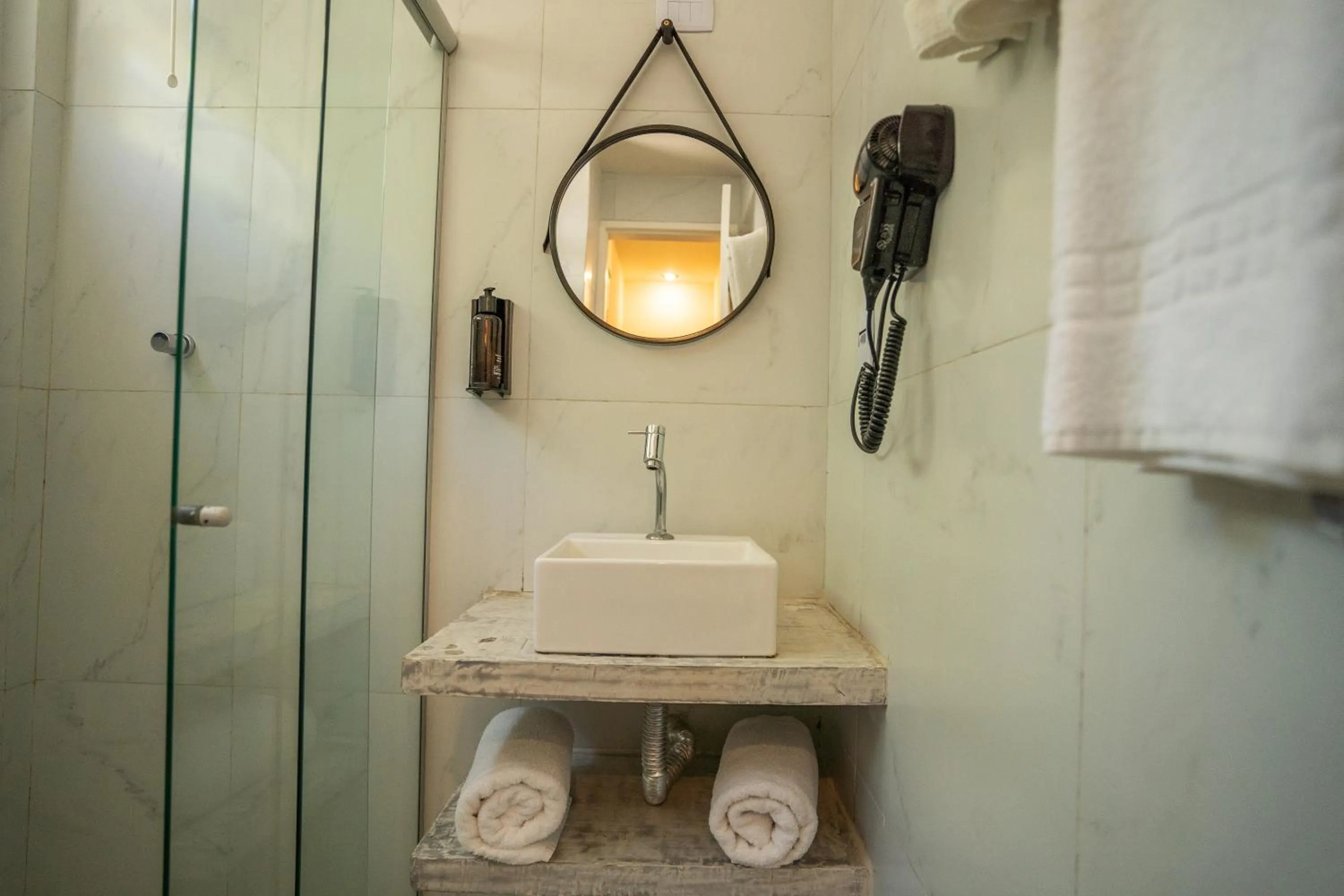 Bathroom in Hotel Pipa Atlântico