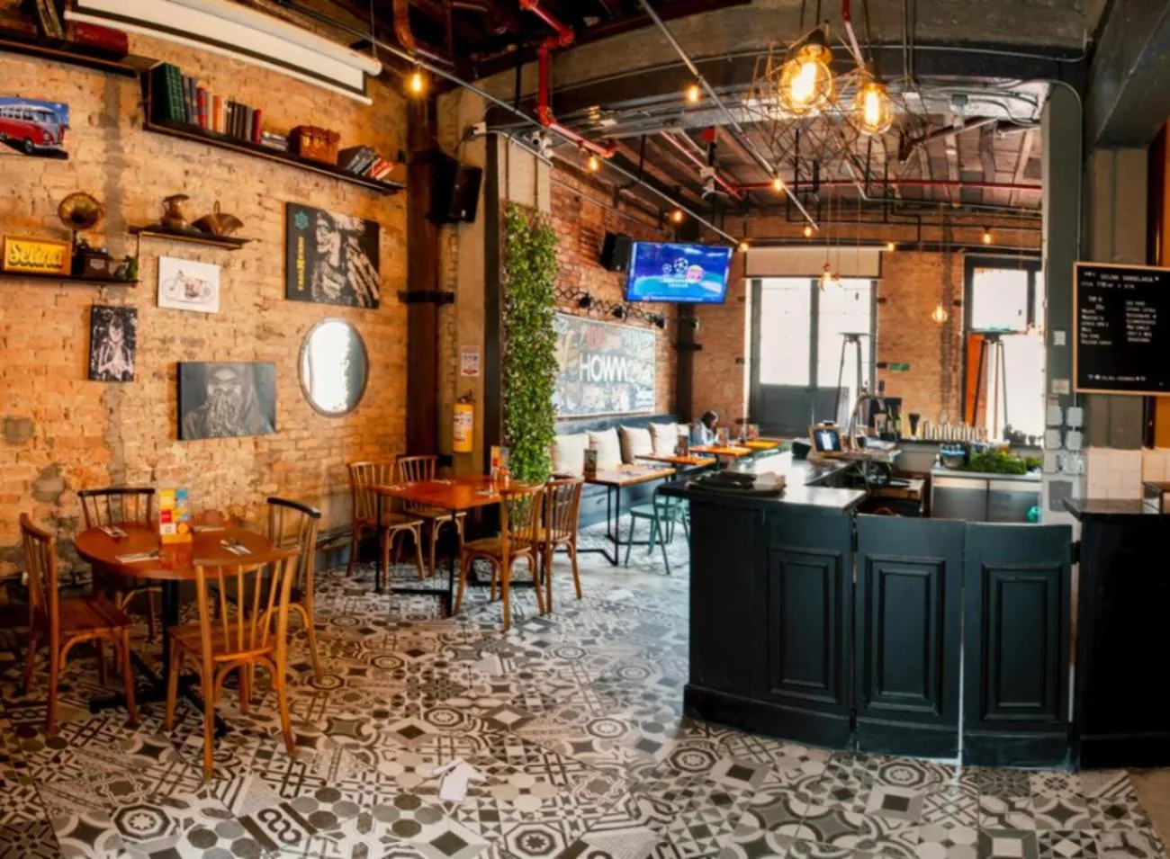 Property building in Socialtel Candelaria Bogotá