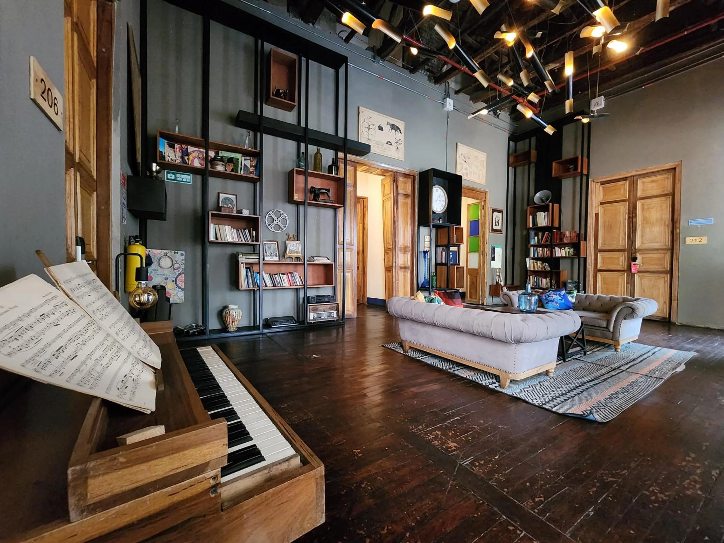 Living room in Socialtel Candelaria Bogotá
