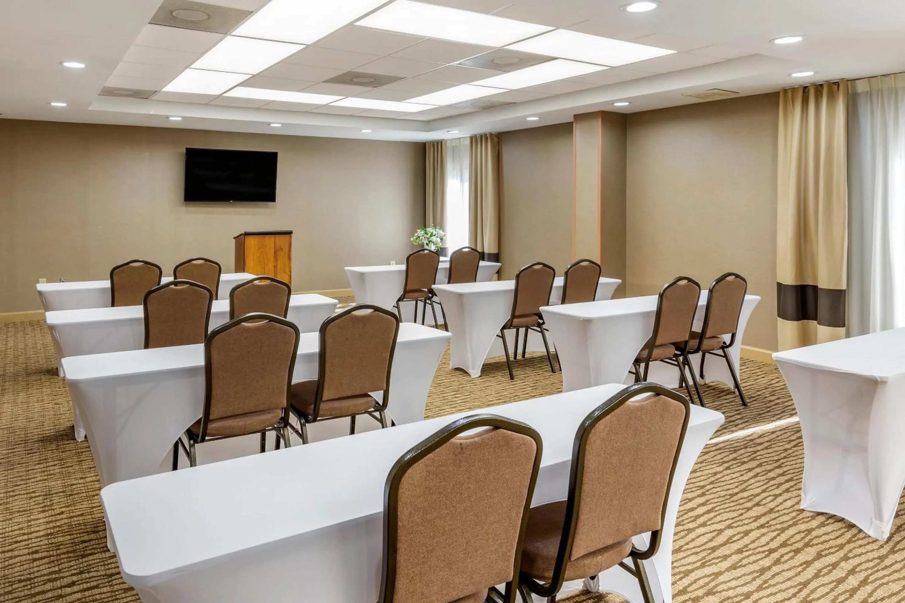 Meeting/conference room in Comfort Inn Greensboro - Kernersville