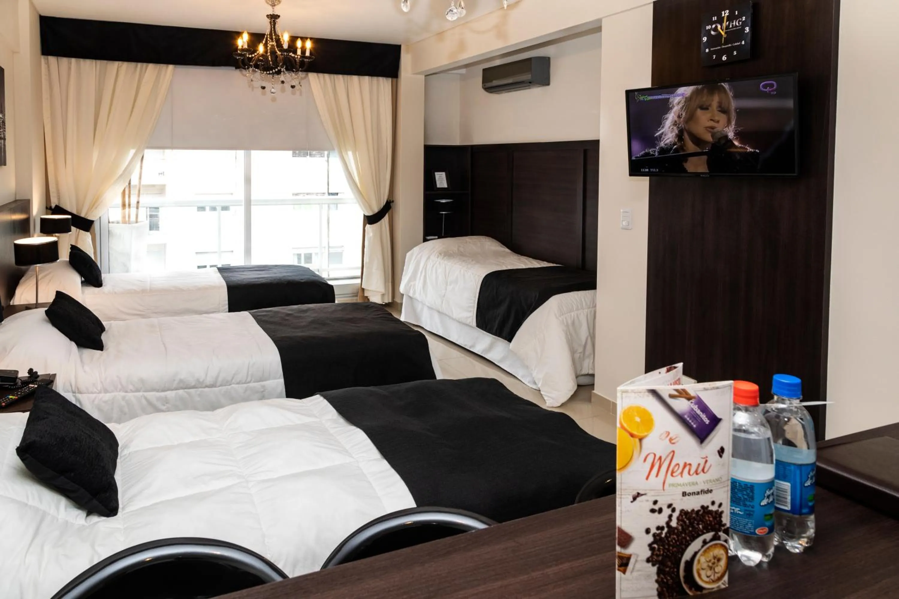 Bedroom, Bed in Hotel Boutique Devoto