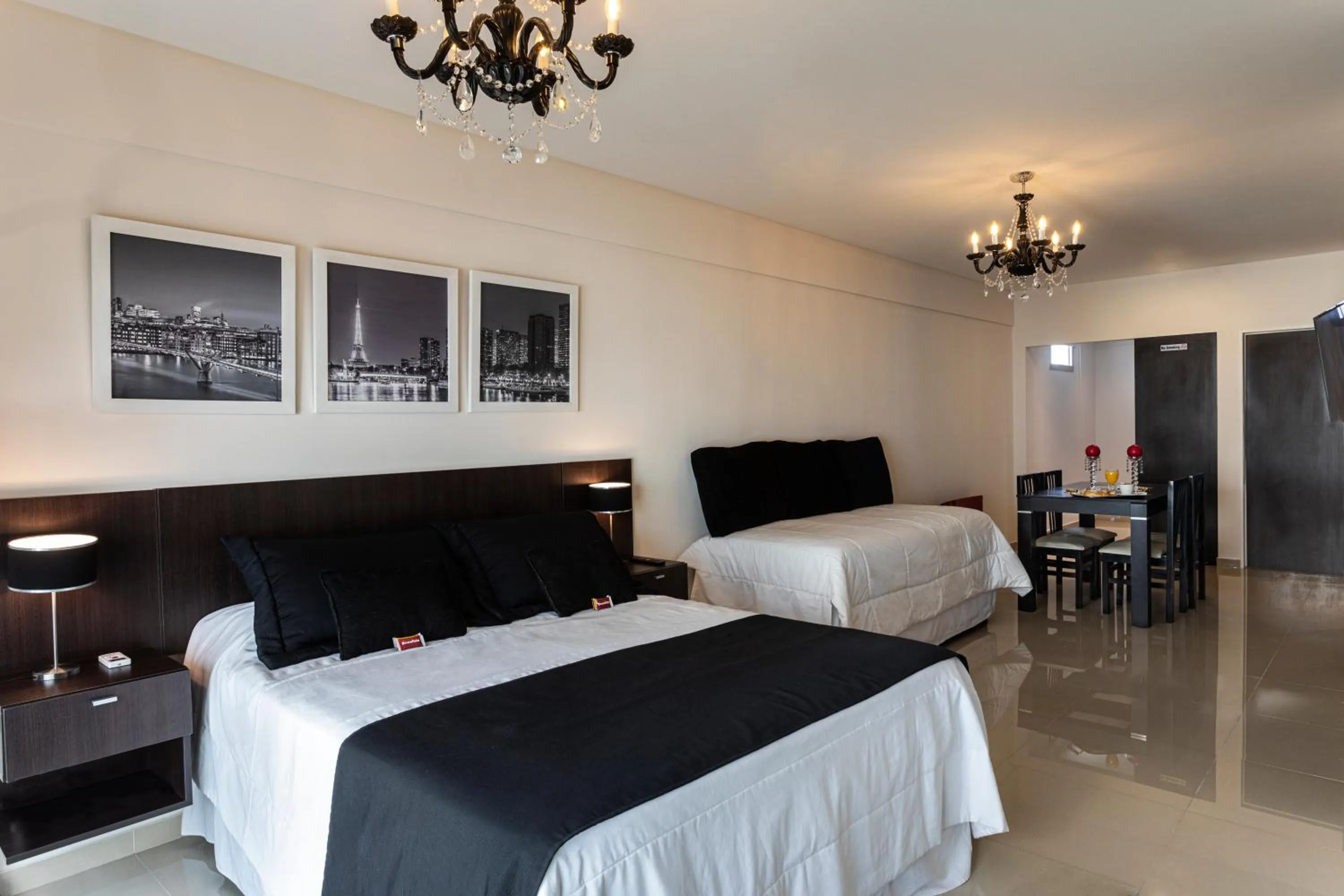 Bedroom, Bed in Hotel Boutique Devoto