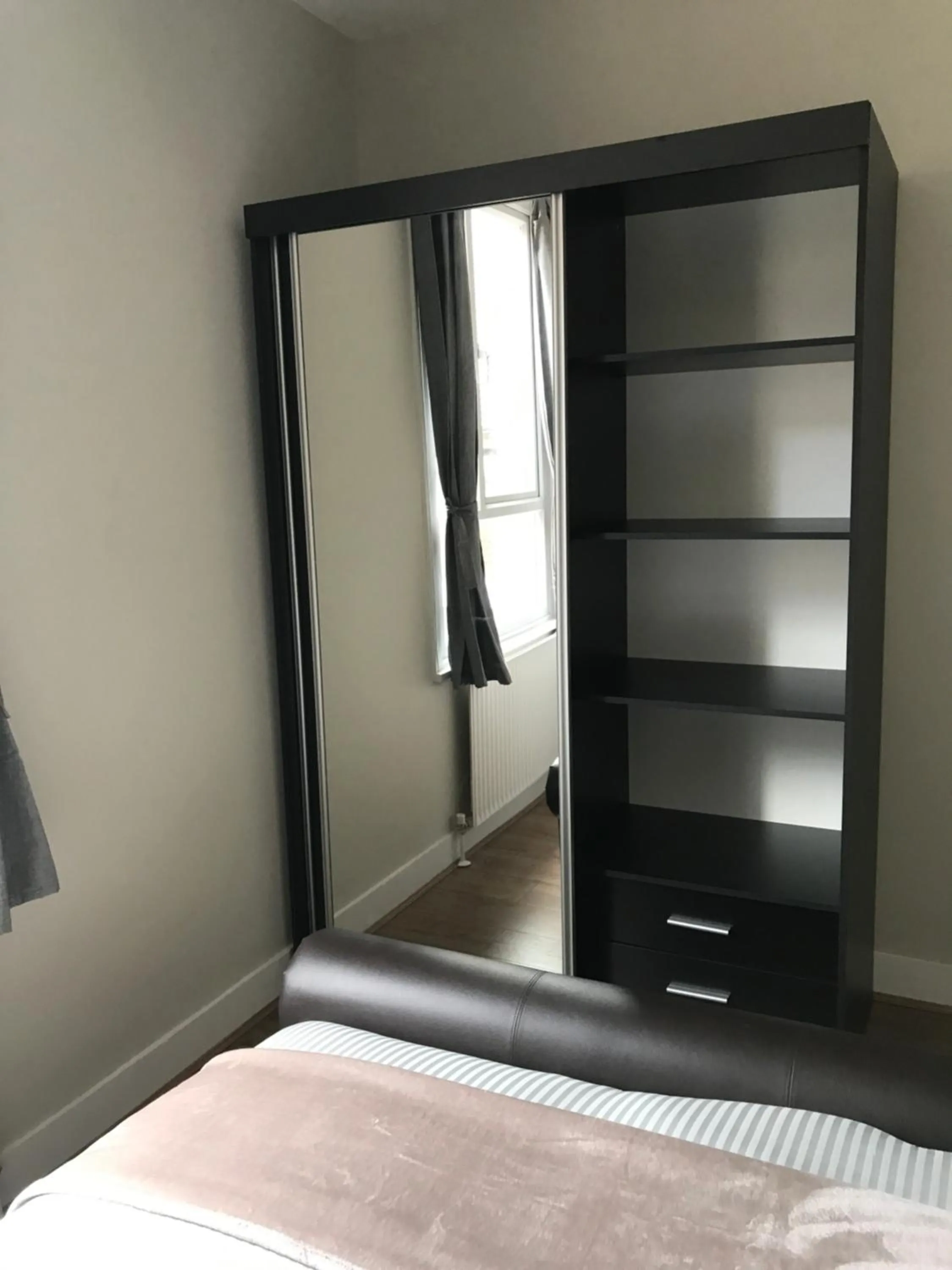 Bedroom in Turnpike House