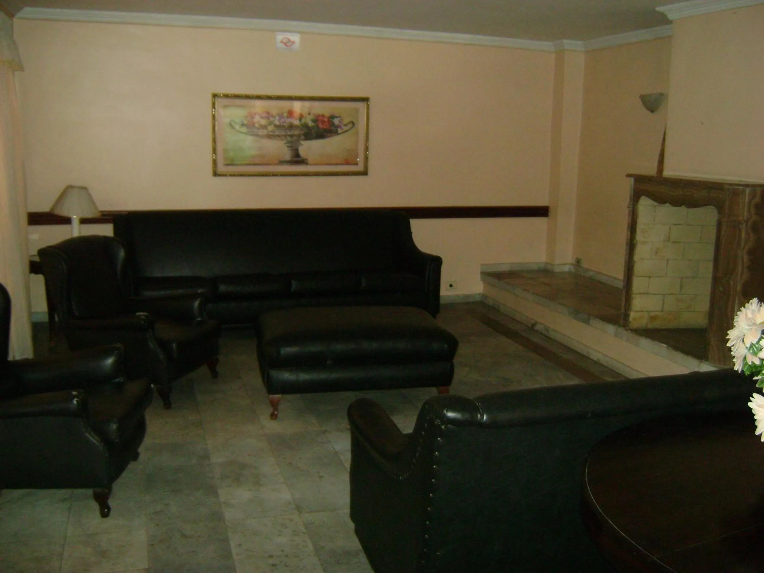 Lounge or bar in Reinales Plaza Hotel