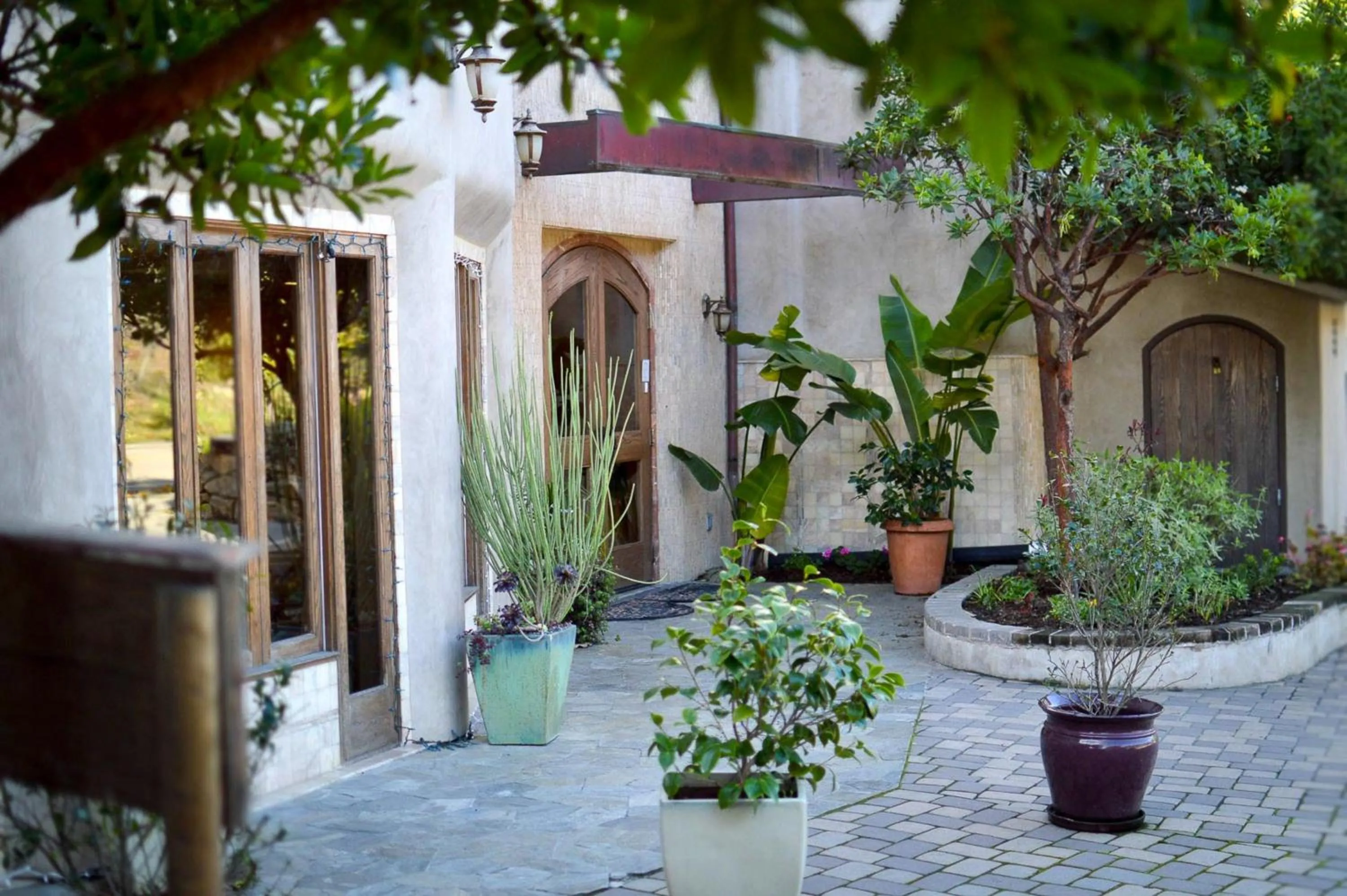 Property building in El Colibri Hotel & Spa