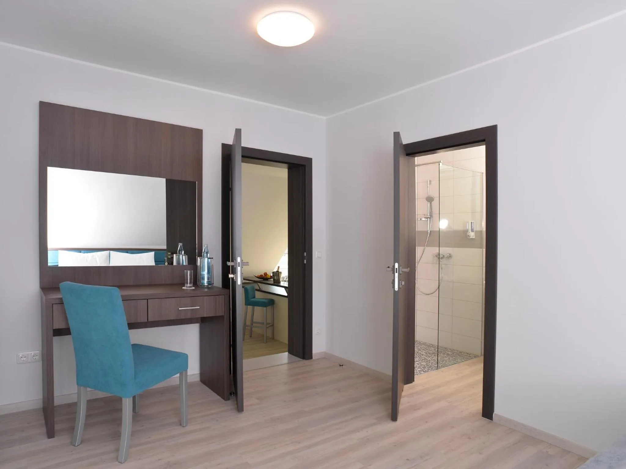 Photo of the whole room in Hotel zur Eiche