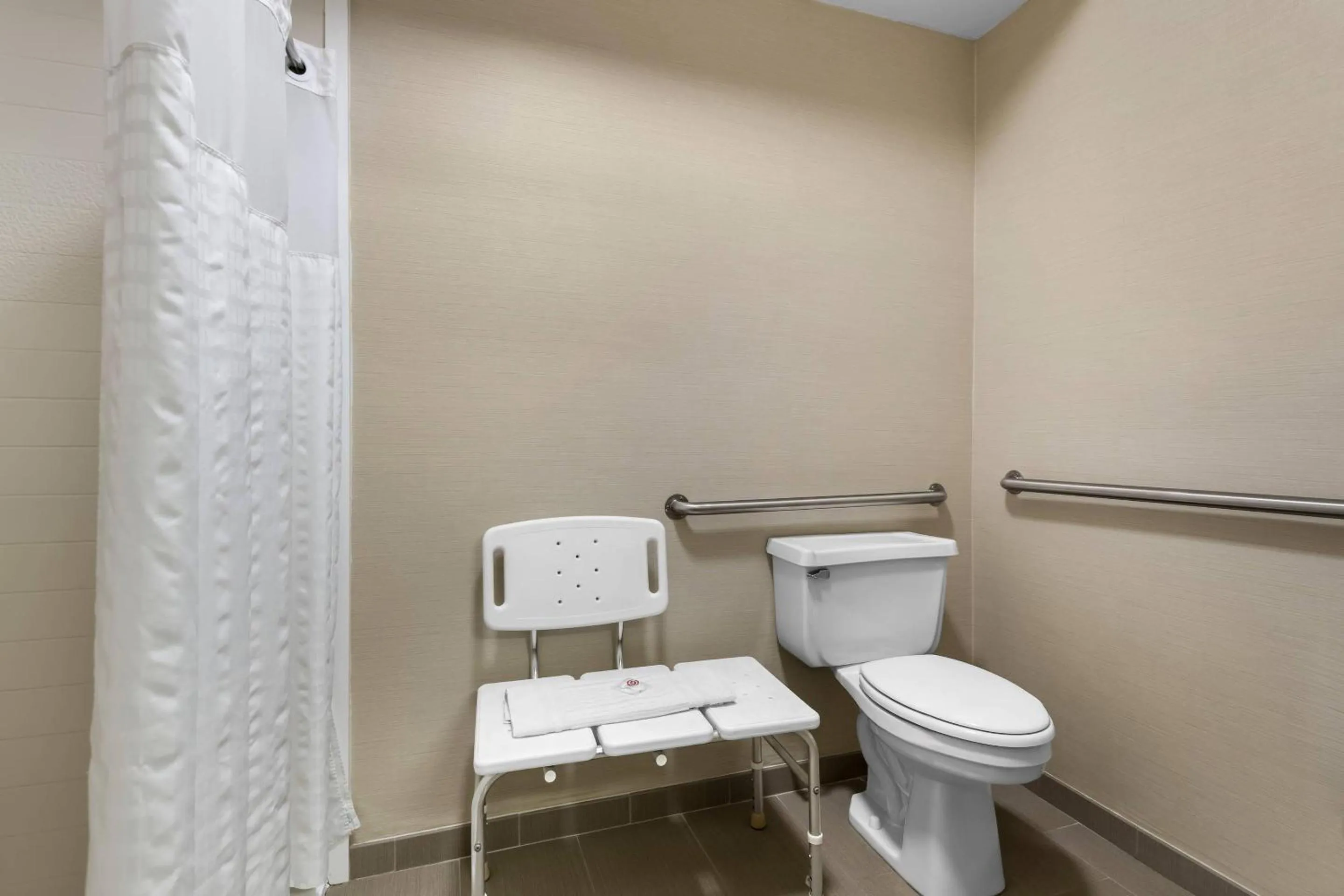 Bedroom in Comfort Inn & Suites North East