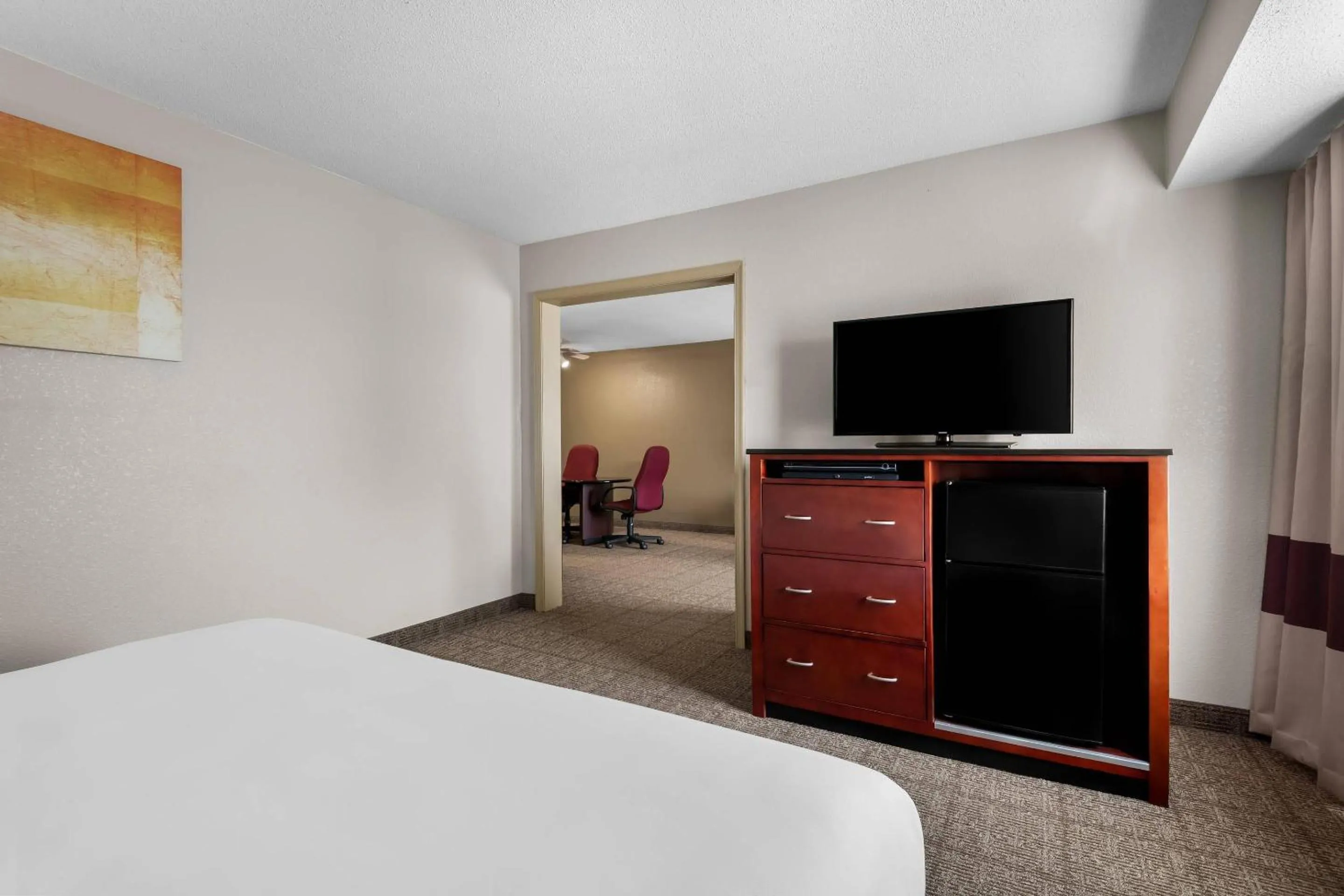 Bedroom, Bed in Comfort Inn & Suites North East