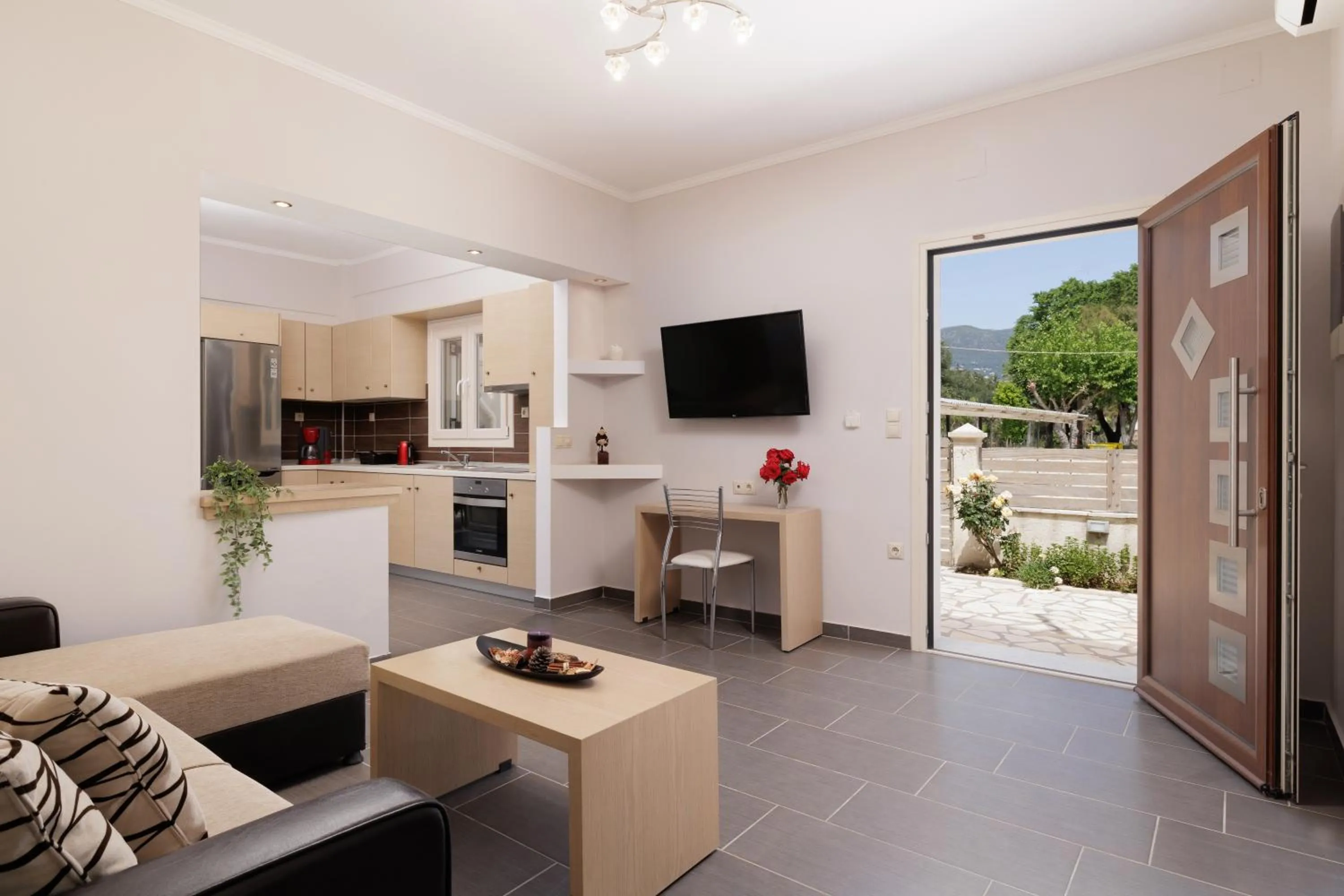 TV and multimedia in Santos Luxury Apartments