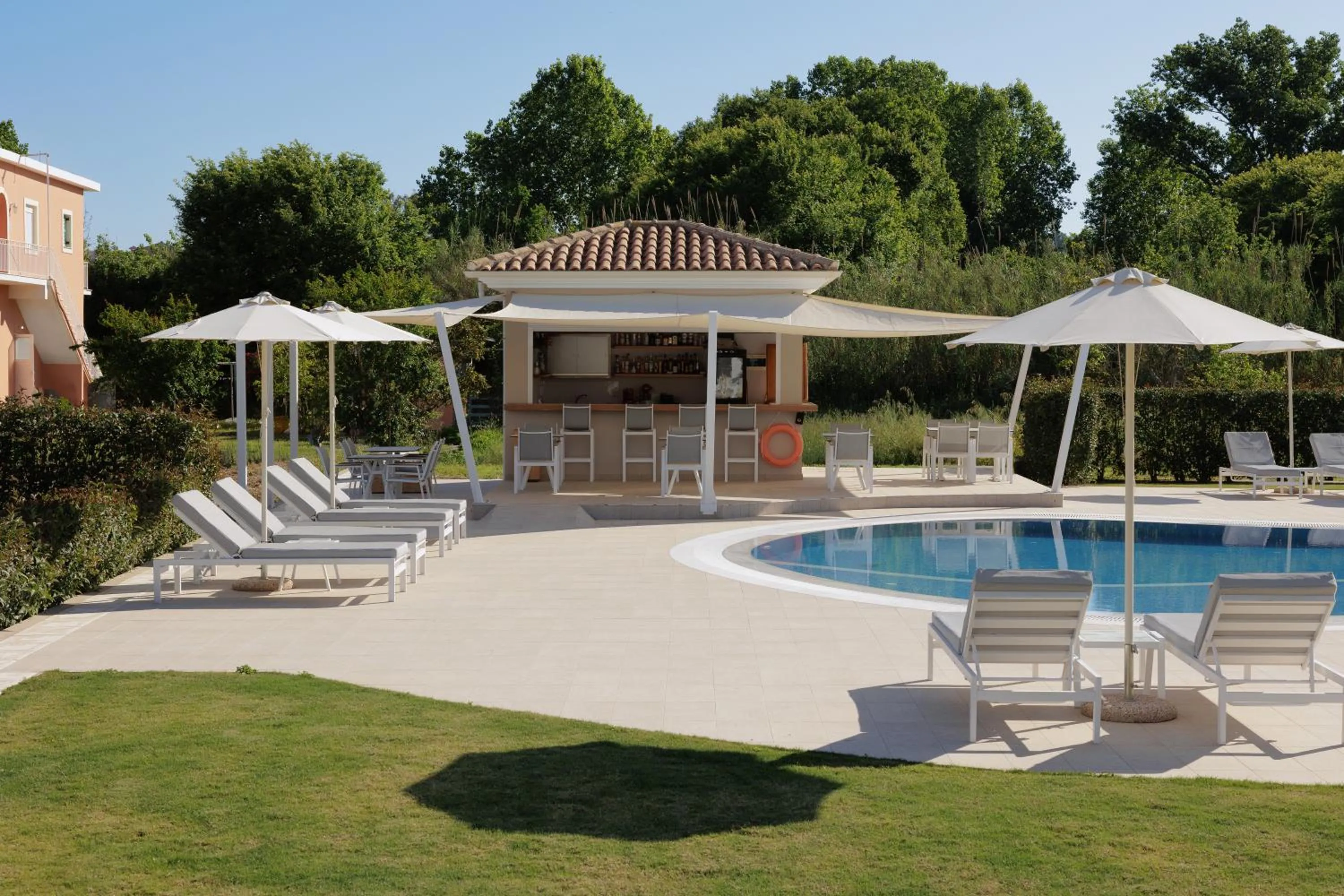 Spring in Santos Luxury Apartments