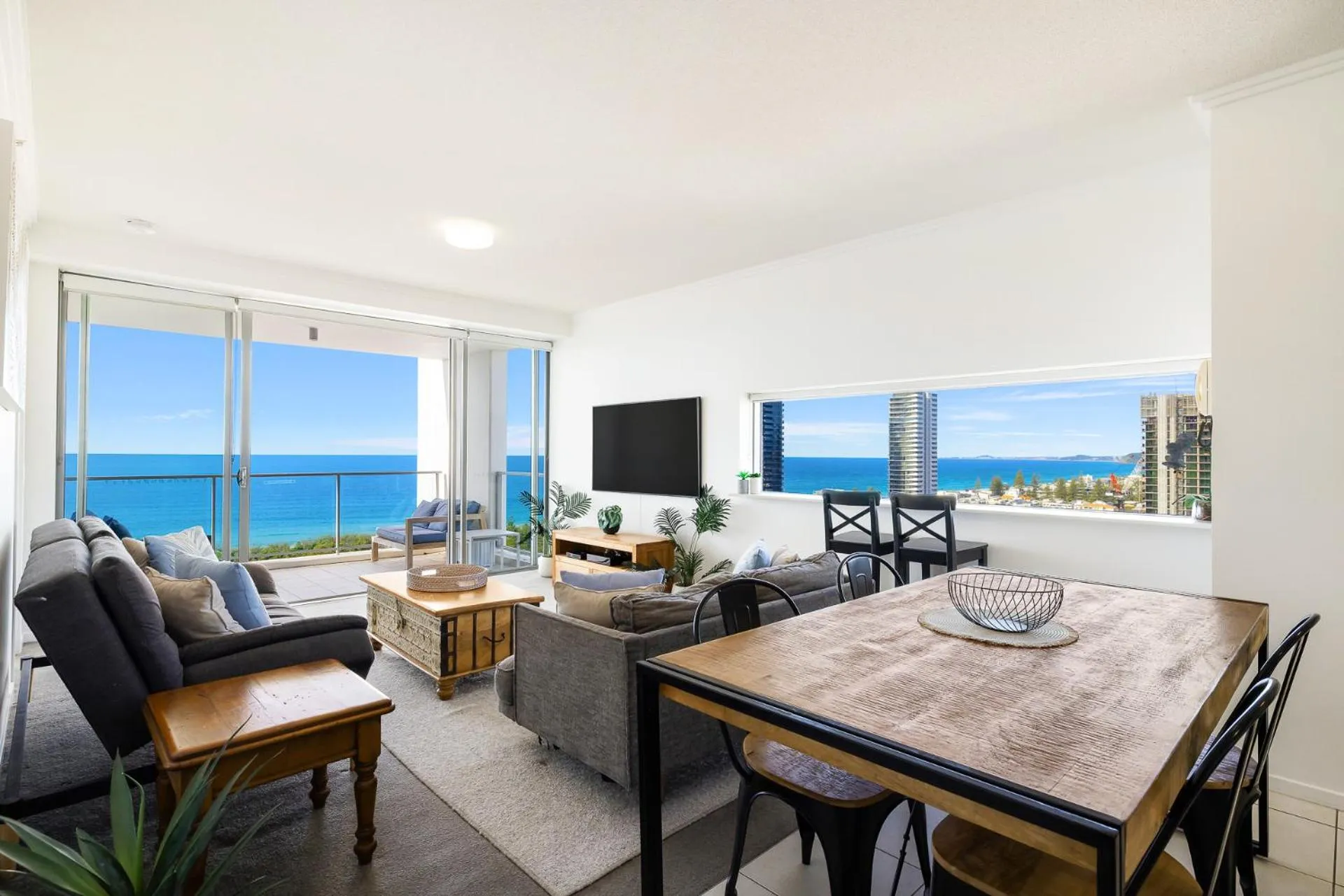 TV and multimedia in Ocean Pacific Resort - Official