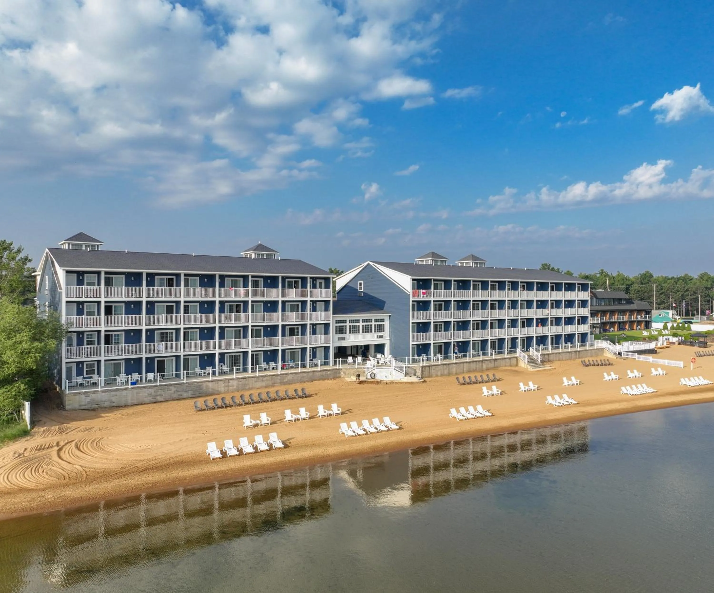 Beach in The Baywatch Resort