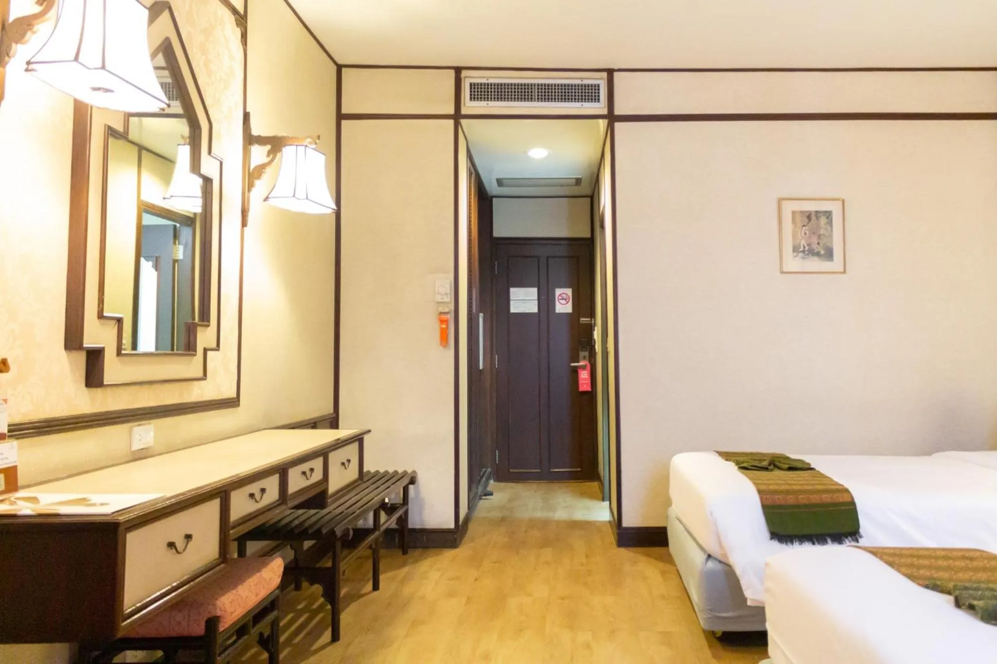 Spa and wellness centre/facilities, Bed in Chiang Mai Orchid Hotel