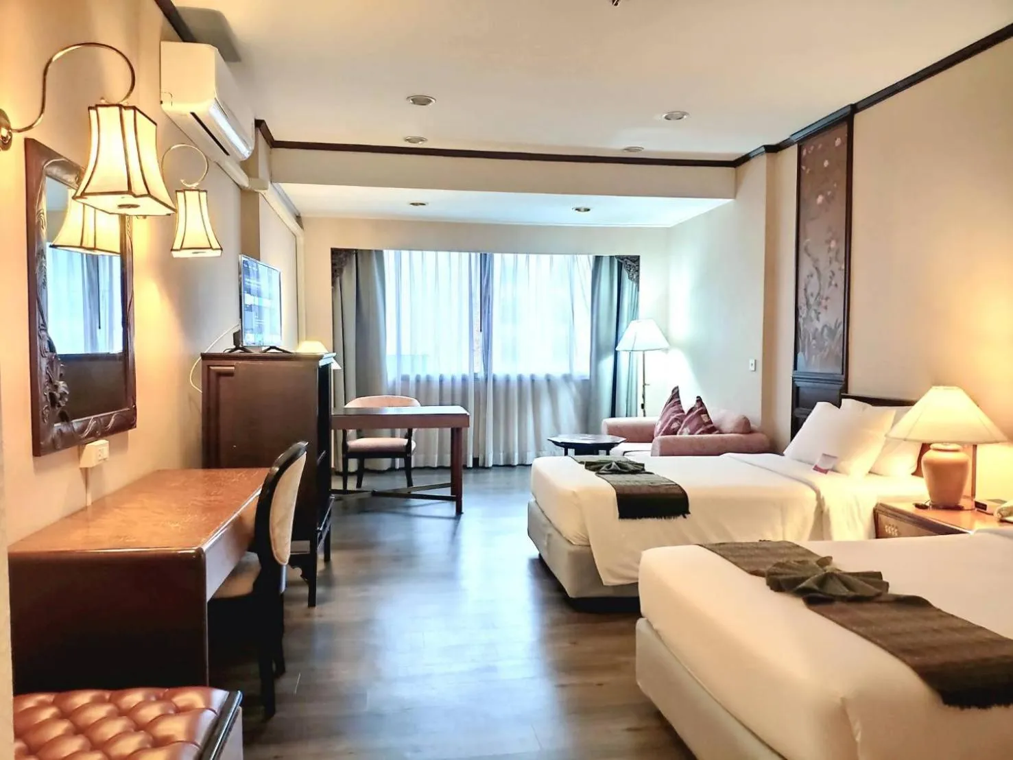 Bed in Chiang Mai Orchid Hotel