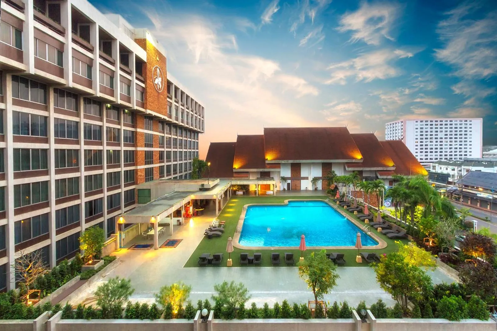 Property building in Chiang Mai Orchid Hotel