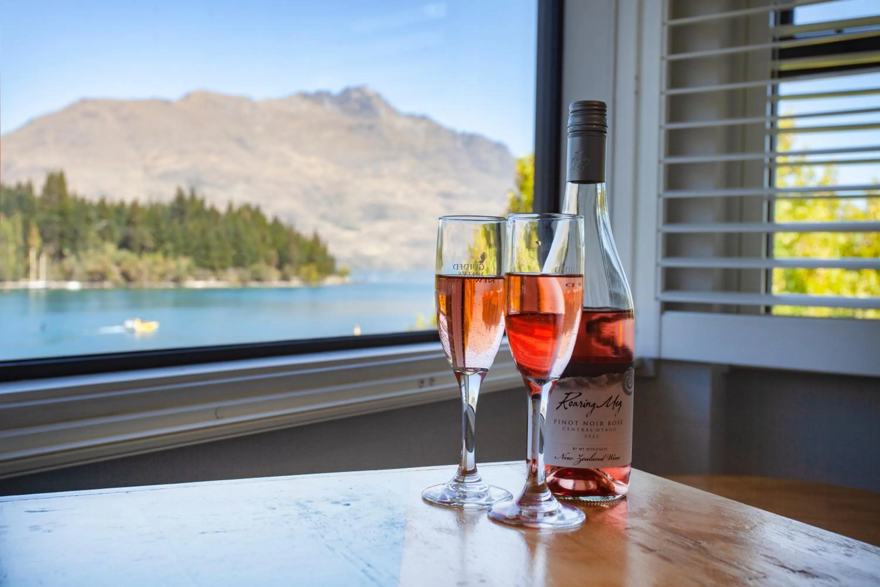 Summer in Absoloot Hostel Queenstown