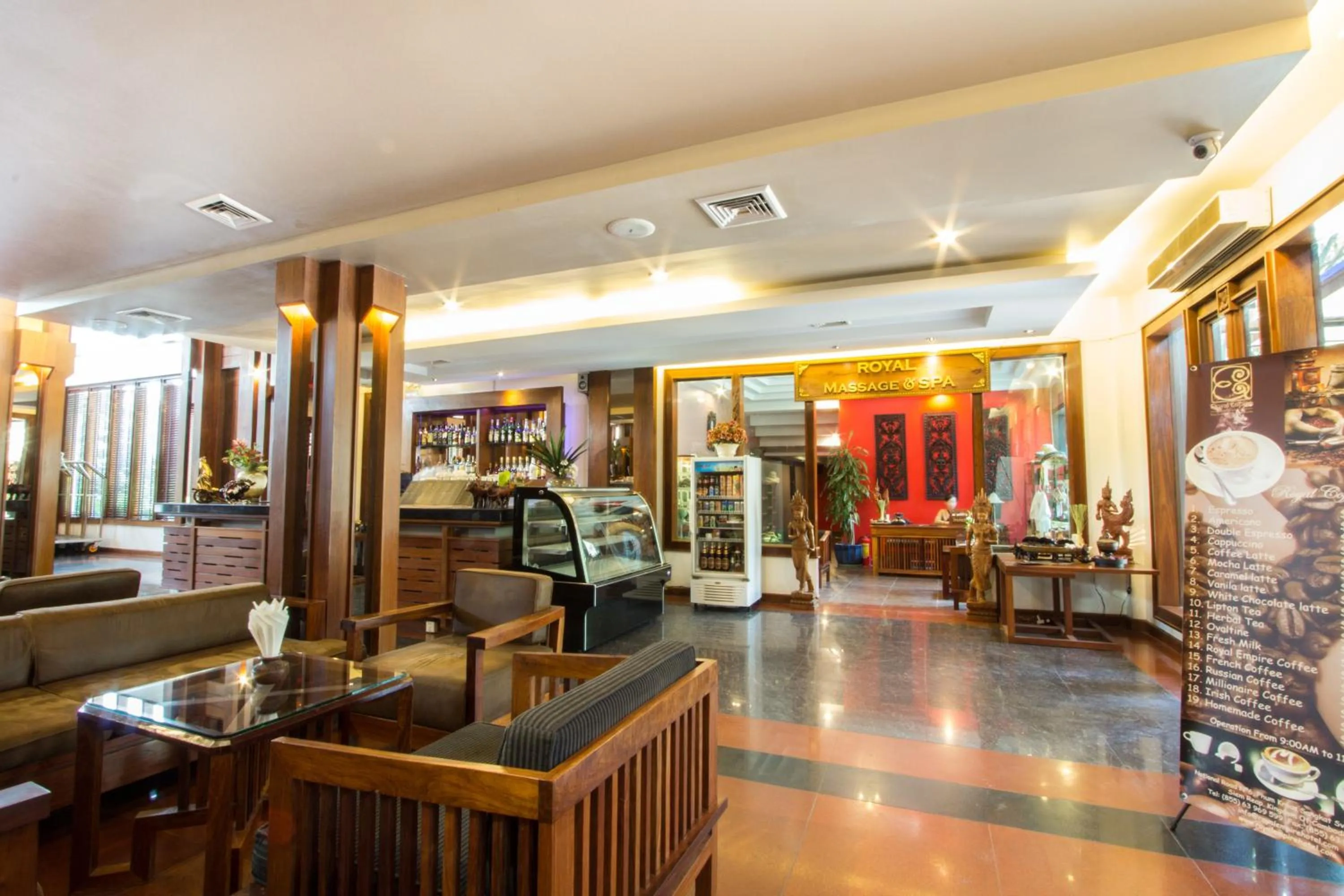 Lounge or bar in Royal Empire Hotel
