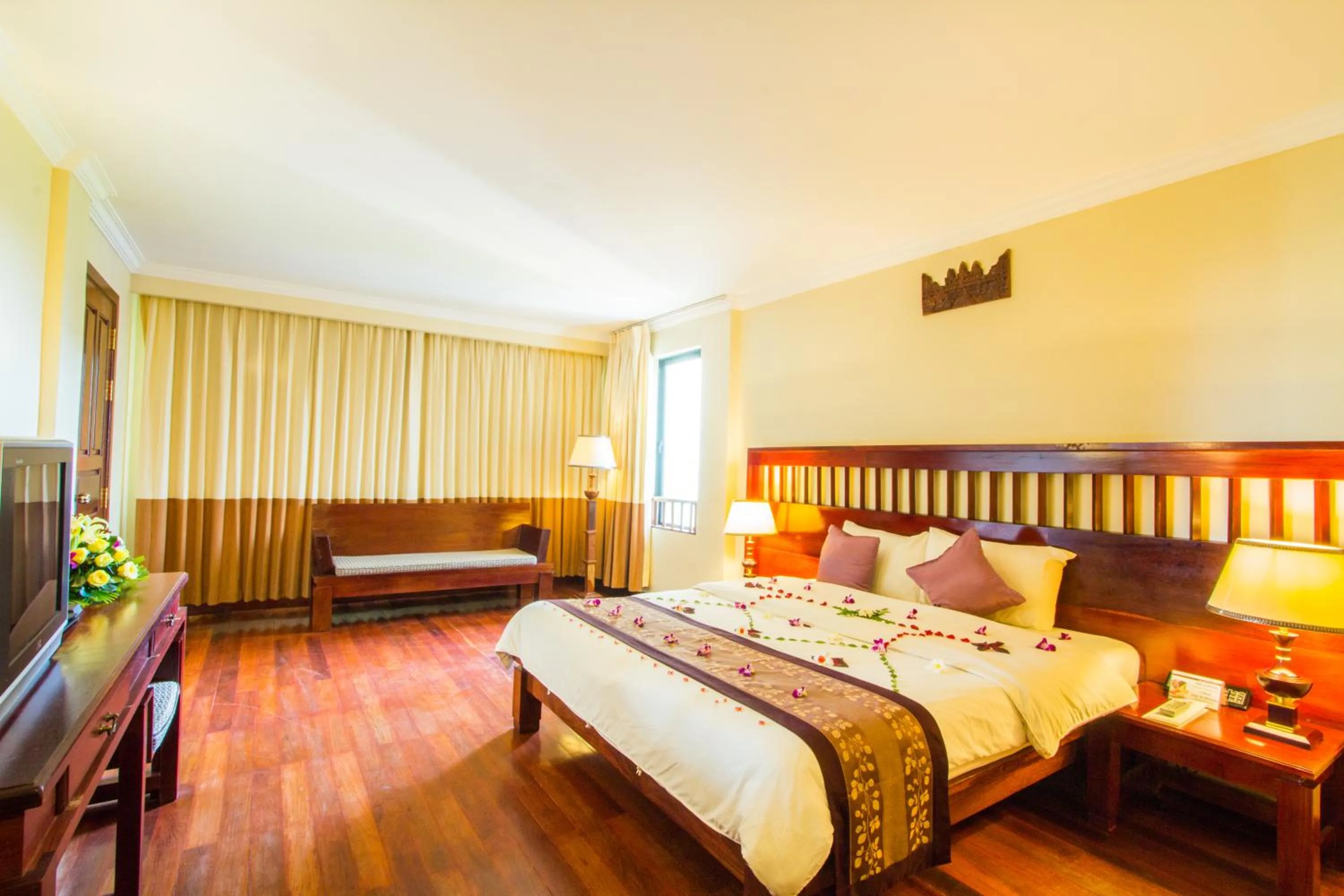 Photo of the whole room, Bed in Royal Empire Hotel